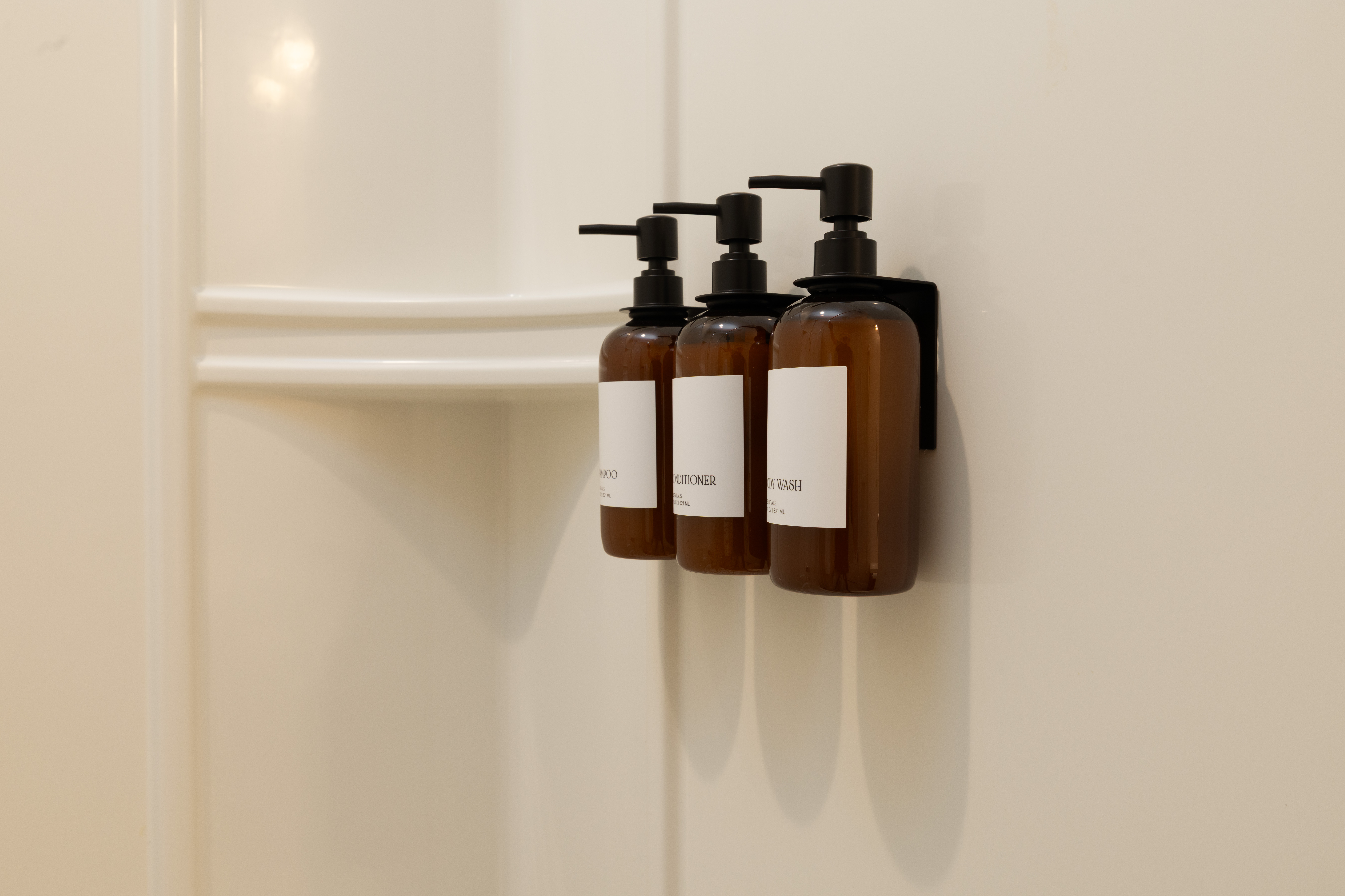 Fragrance-free shampoo, conditioner and body wash in the second bathroom