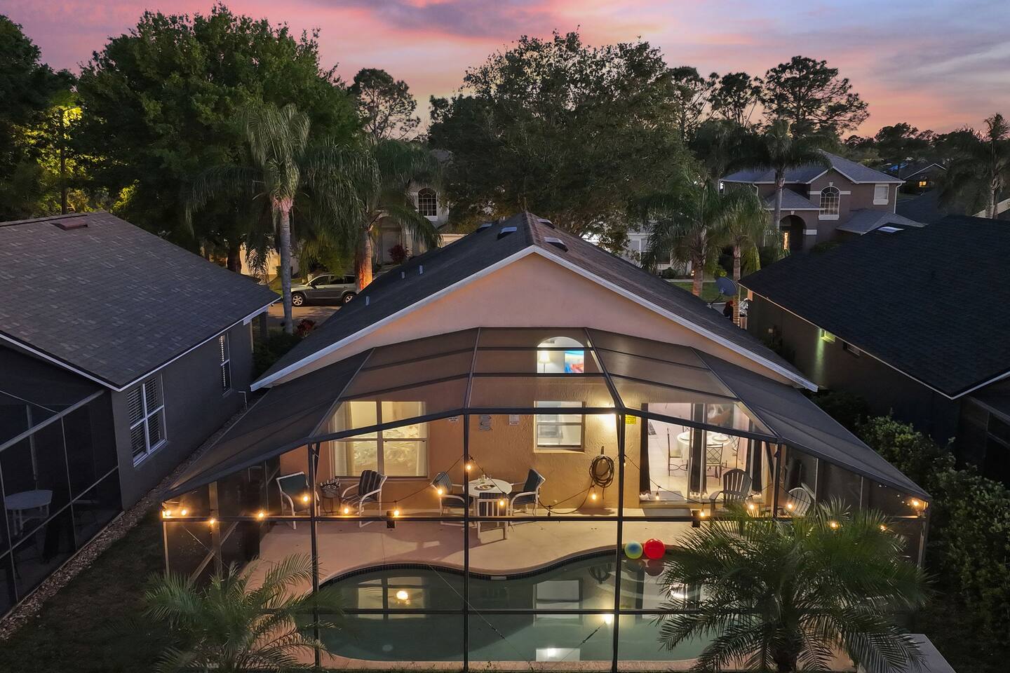 Florida Getaway-Pool and Golf Retreat near Disney