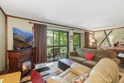Holiday Hideaway - Cabin Rental in Beech Mountain, NC