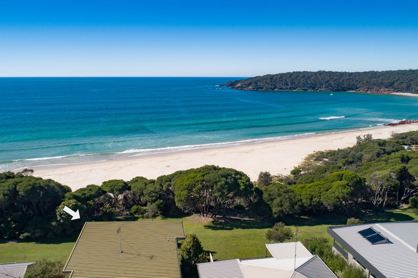 Beachside Units. Unit 3. (2 Bedroom 1 Bathroom).