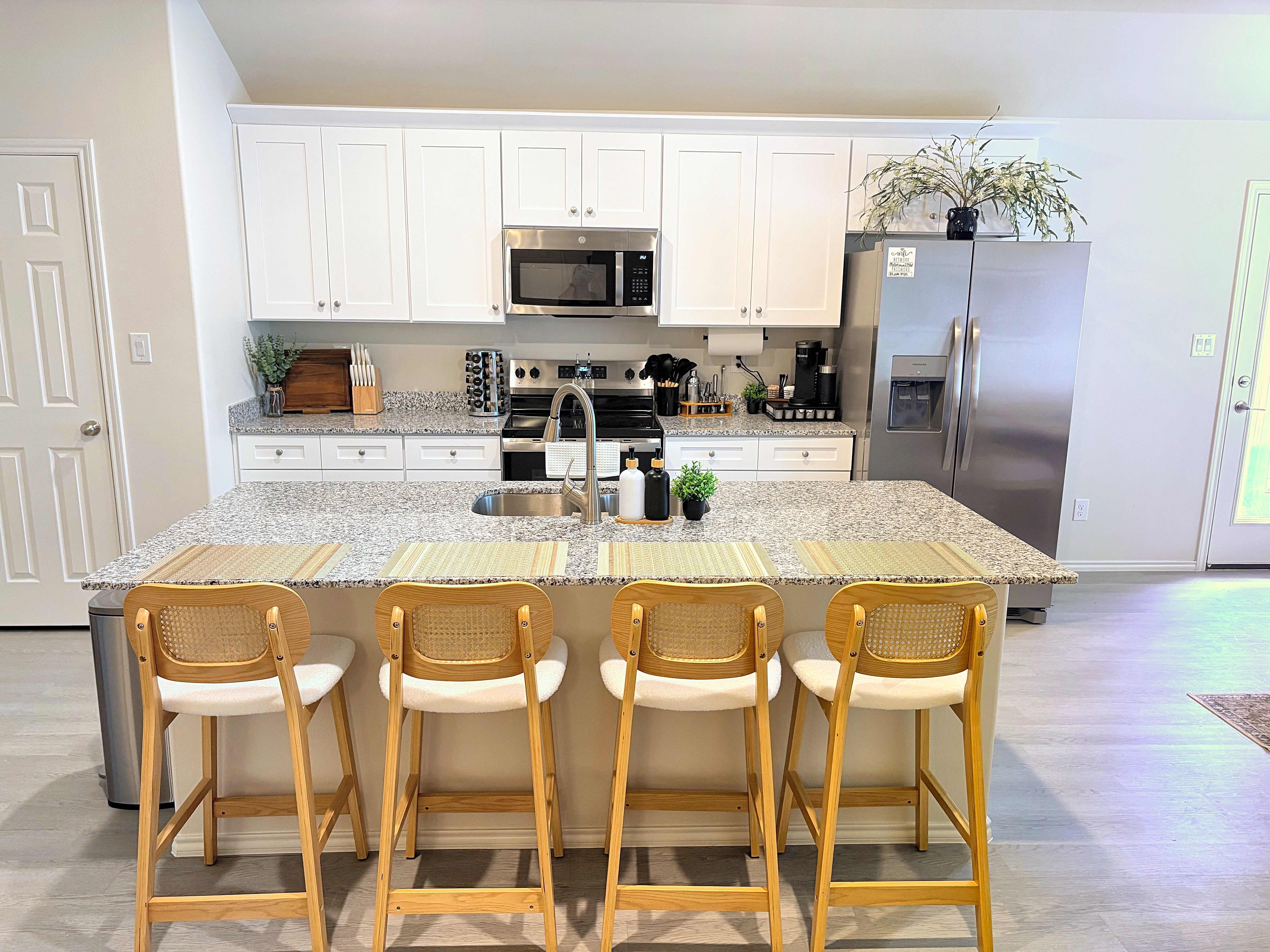 Midland Modern 3BR Home