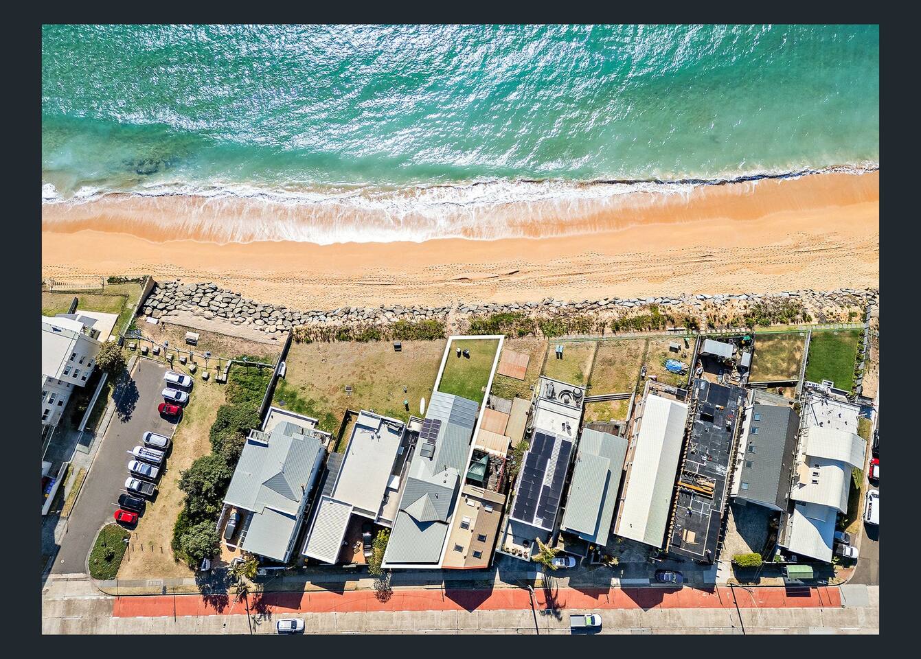 Absolute Beachfront Collaroy