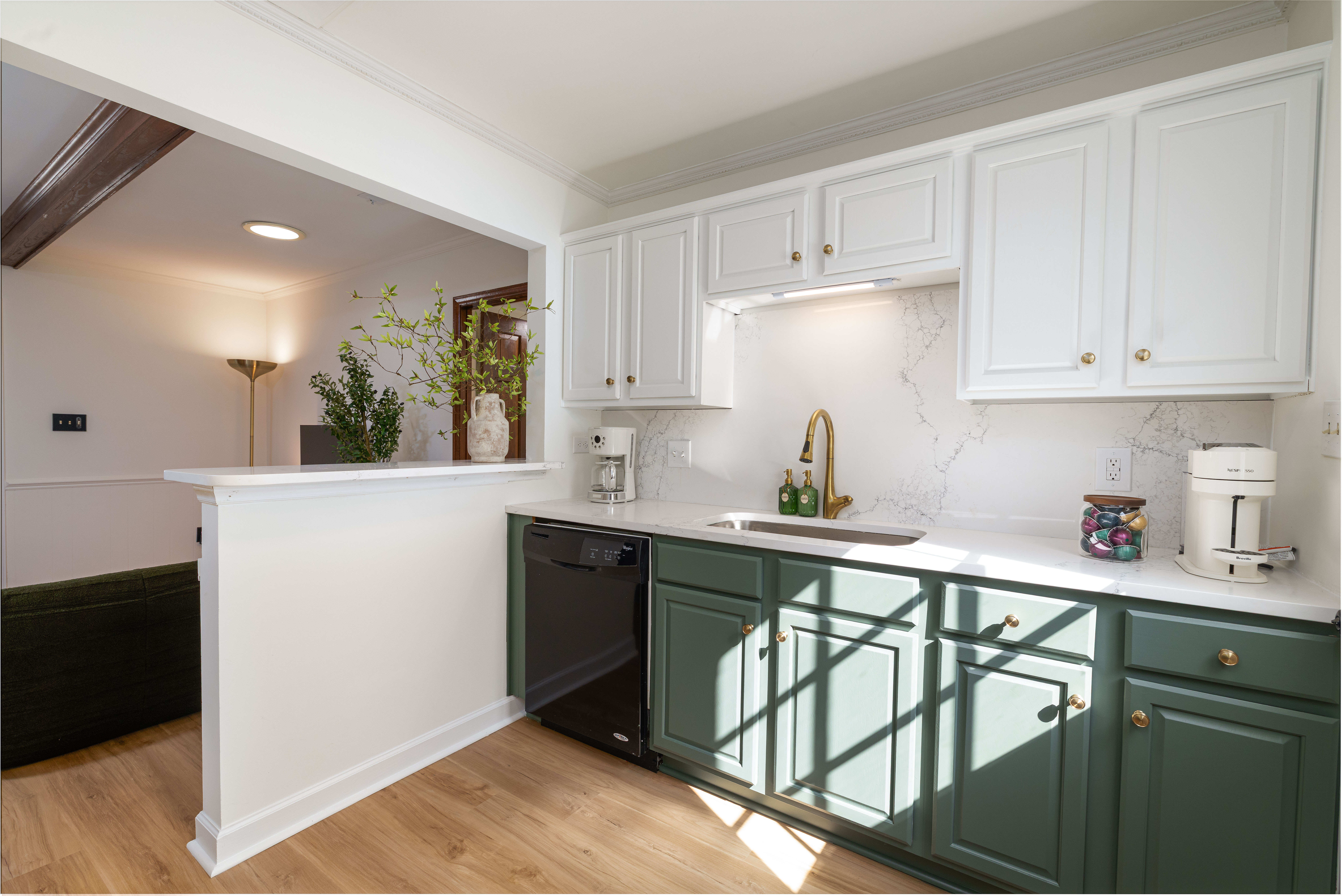 Coffee bar with its own sink and dishwasher, off the family room