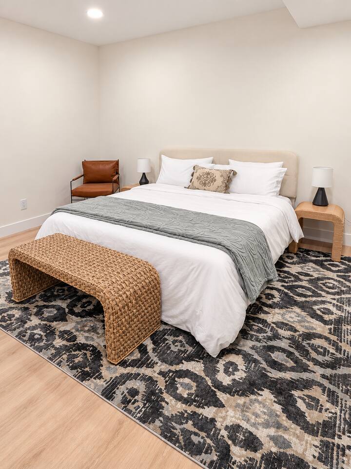Ensuite Bedroom (Lower Level) with King Bed