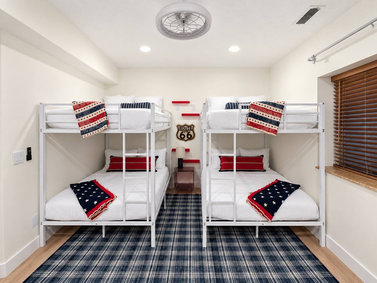 Bedroom (Lower Level) with Four Bunk Beds (Full / Full + Full / Full)