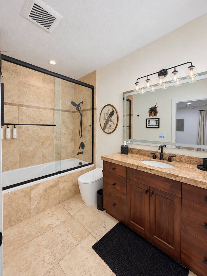 Ensuite Bathroom (Lower Level) for Bedroom 4