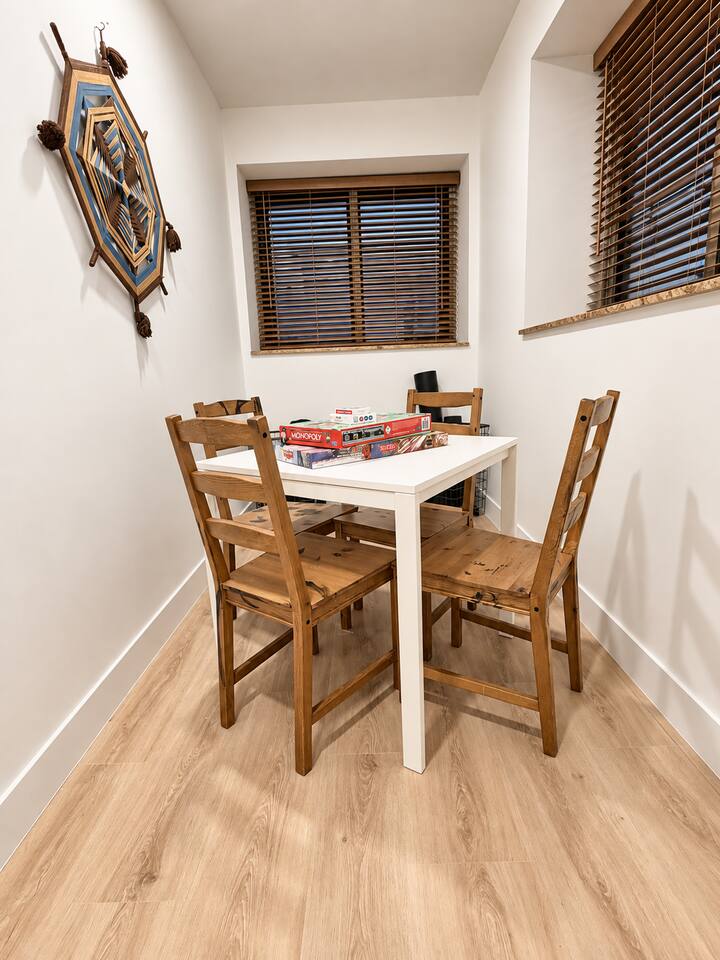 Lower Level Card Table
