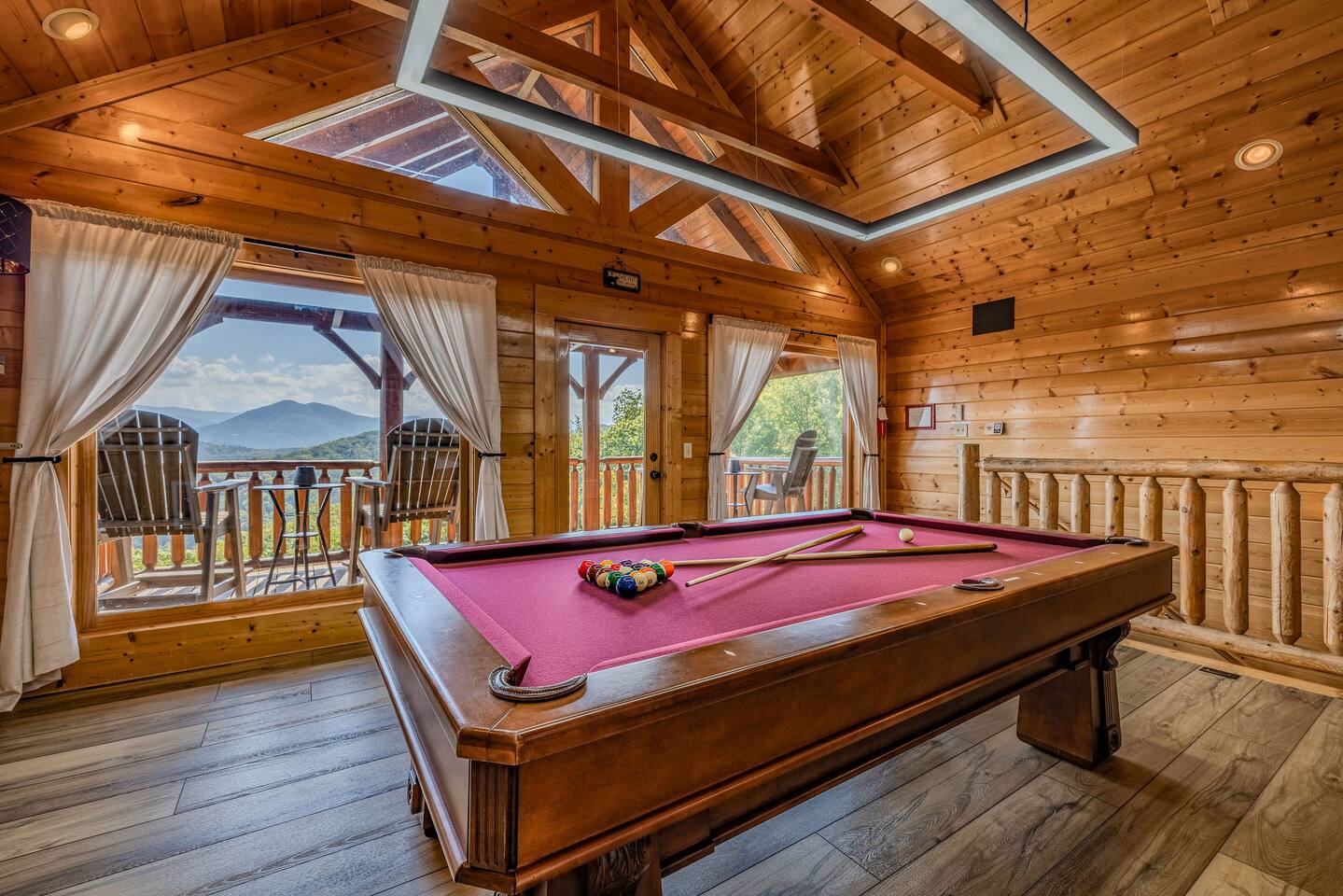 Custom Beech Pool Table, Rack-em