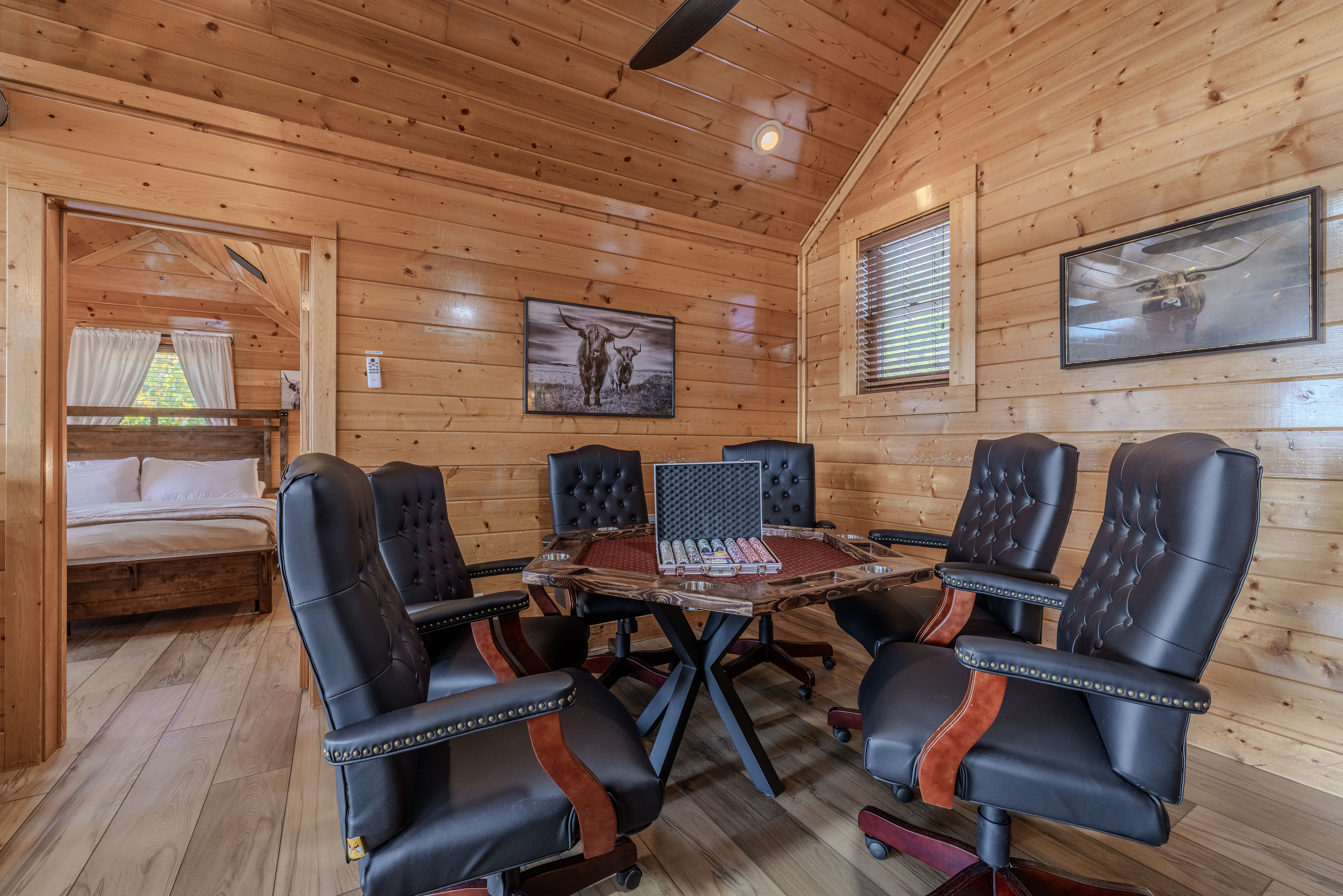 6 person poker table and amazing seating, imagine sitting around with the gang
