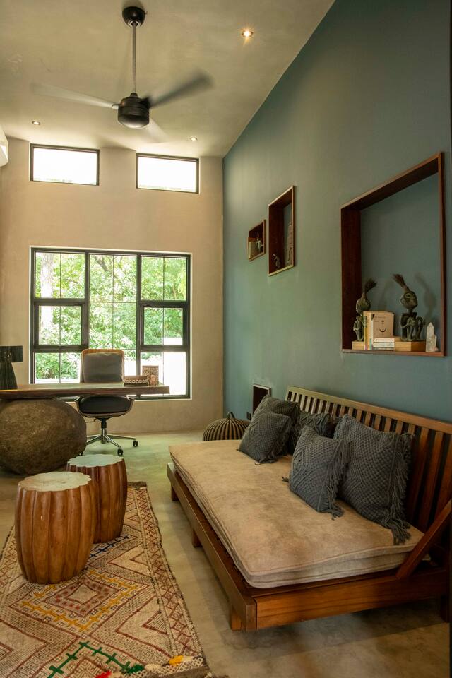 Enclosed/Dedicated Office area with seating and high speed wi-fi
