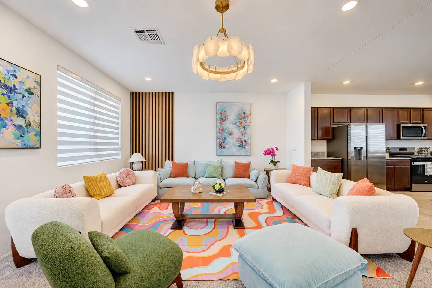 Near Strip Villa • 6 BR 8 Beds • 4 Beds Downstairs