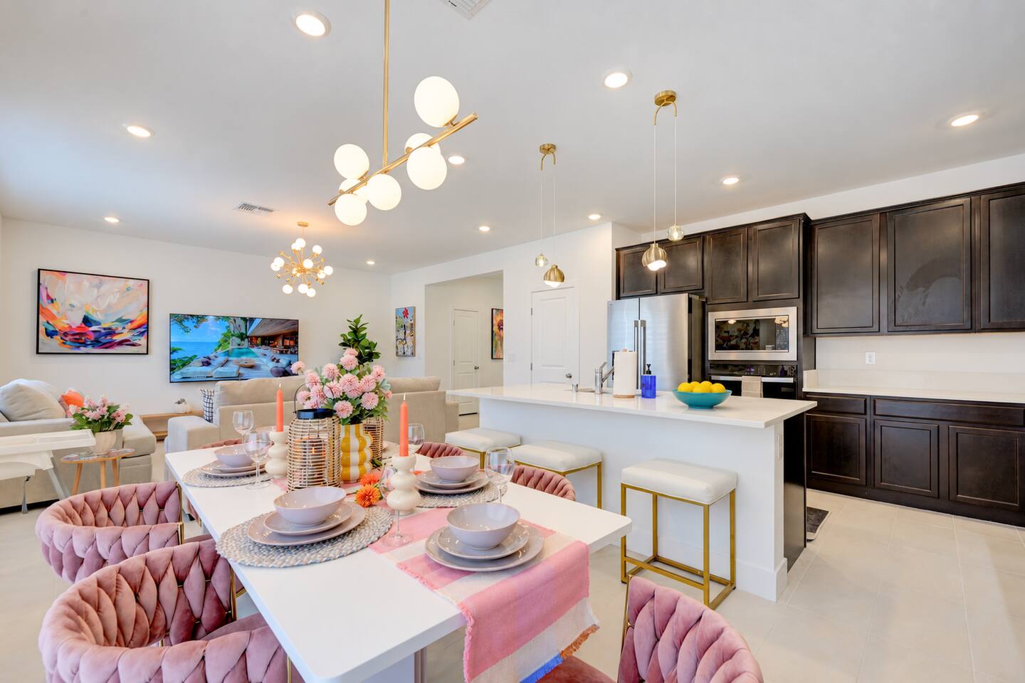 Near Strip •Beautiful 7BR8Beds•Arcade Game