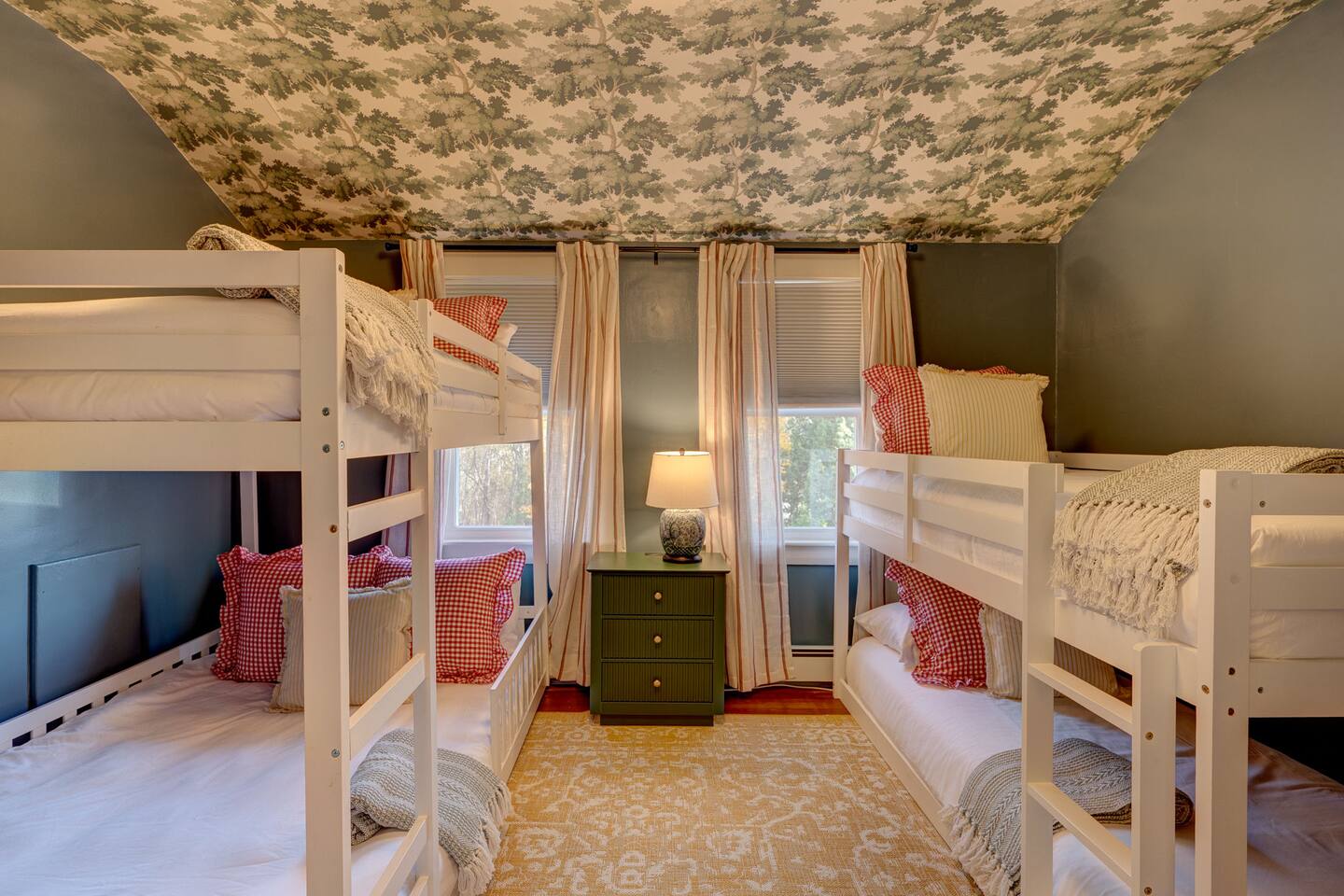 Enjoy our bunk room featuring a double-over-double and twin-over-twin bunk bed, plus a Roku TV with Guest Mode. Perfect for families and groups, this cozy space offers comfort and entertainment after exploring North Conway and the White Mountains.