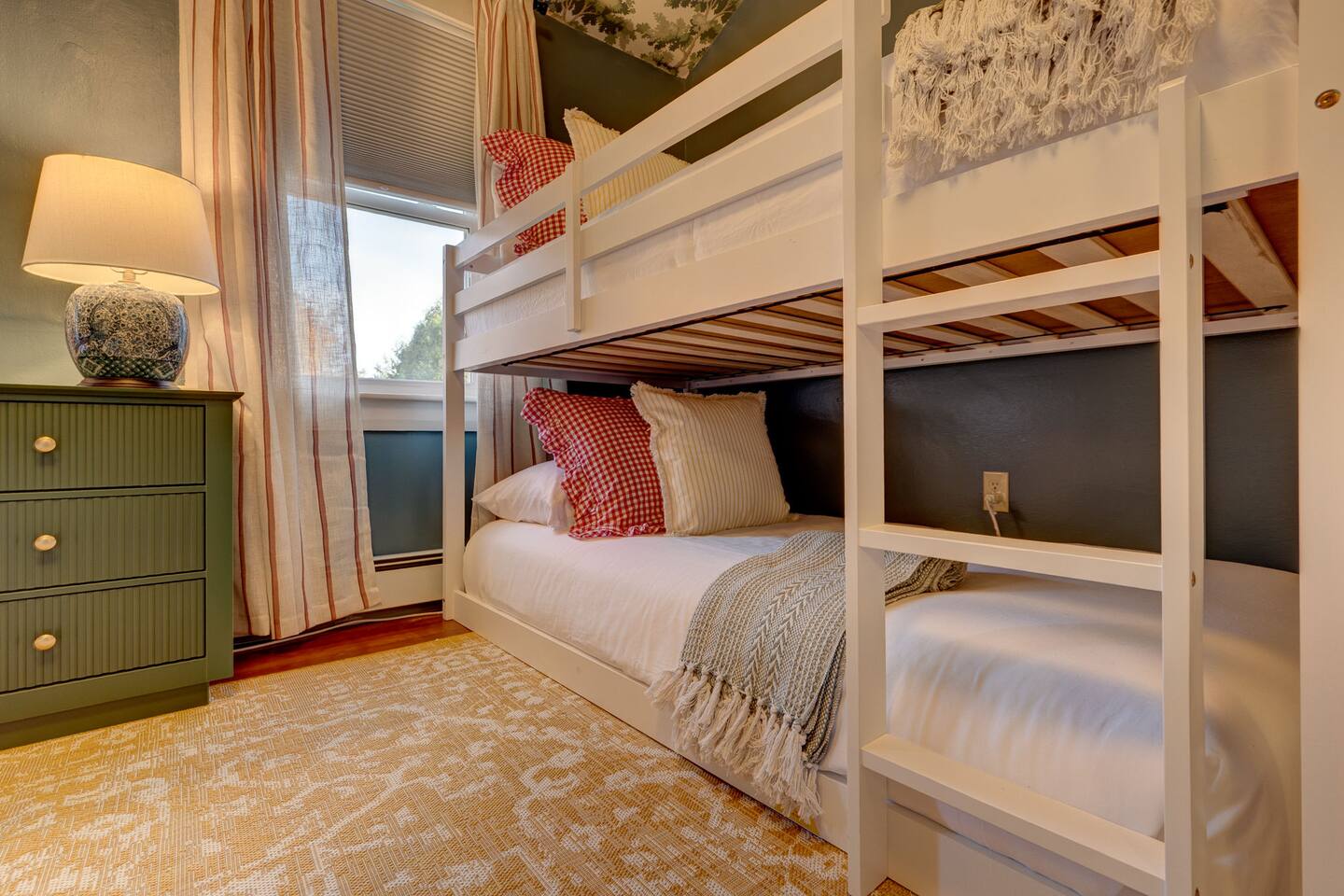 Enjoy our bunk room featuring a double-over-double and twin-over-twin bunk bed, plus a Roku TV with Guest Mode. Perfect for families and groups, this cozy space offers comfort and entertainment after exploring North Conway and the White Mountains.