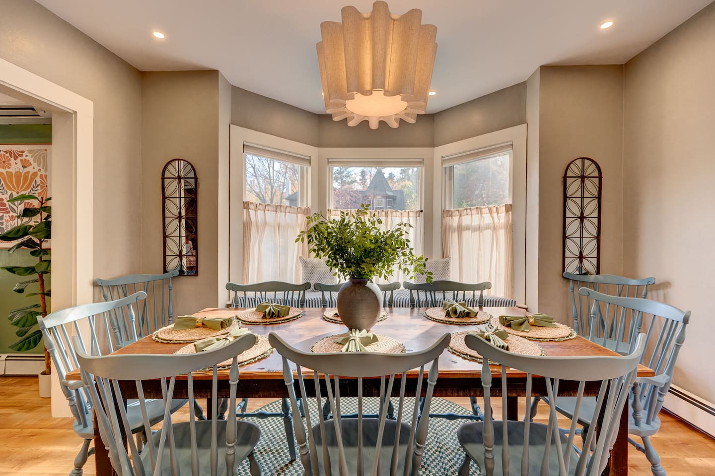 Gather in our professionally designed, open-concept dining area with seating for 8. Perfect for family meals and making memories together. Enjoy a stylish space after skiing, hiking, or exploring North Conway and the White Mountains.