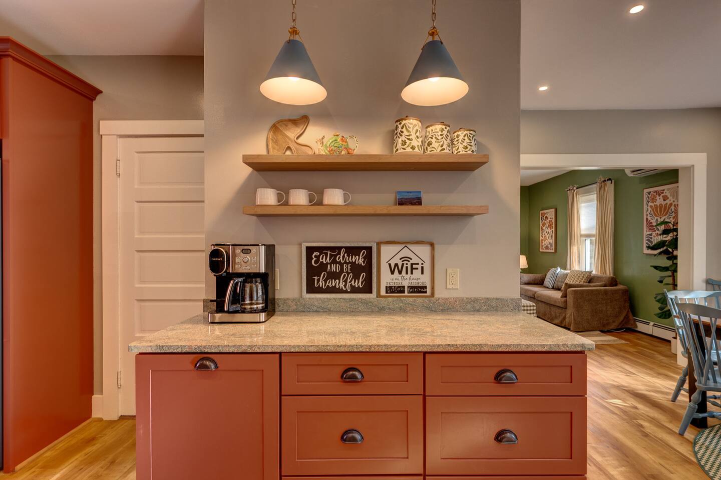 Start your morning at the dedicated coffee bar, perfect for brewing your favorite cup before a day of skiing, hiking, or exploring North Conway and the White Mountains. Enjoy the convenience of your own coffee station at The Hillfort Escape.