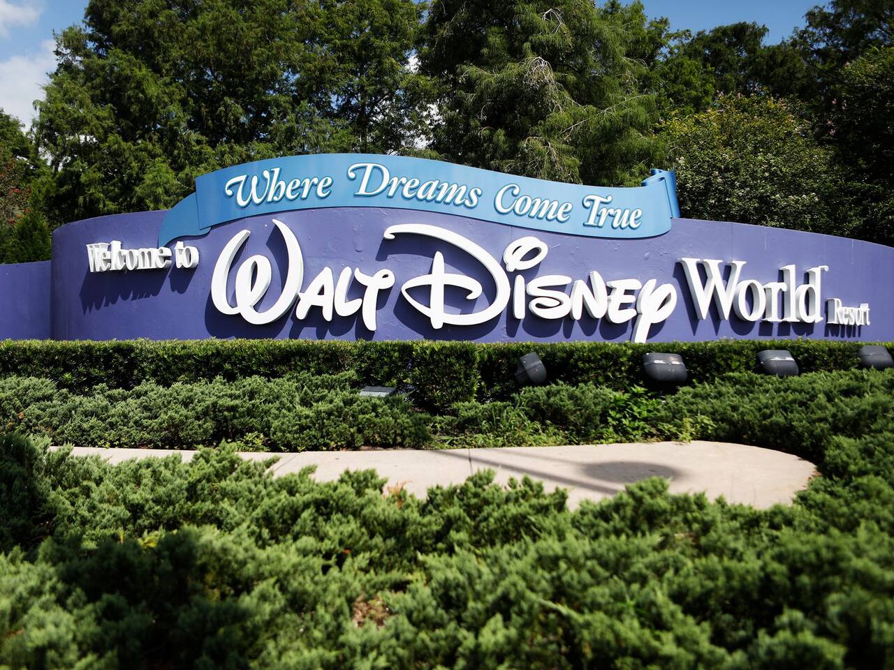 DisneyResortVillas 2 KING BEDS 2 miles Disney 1BR