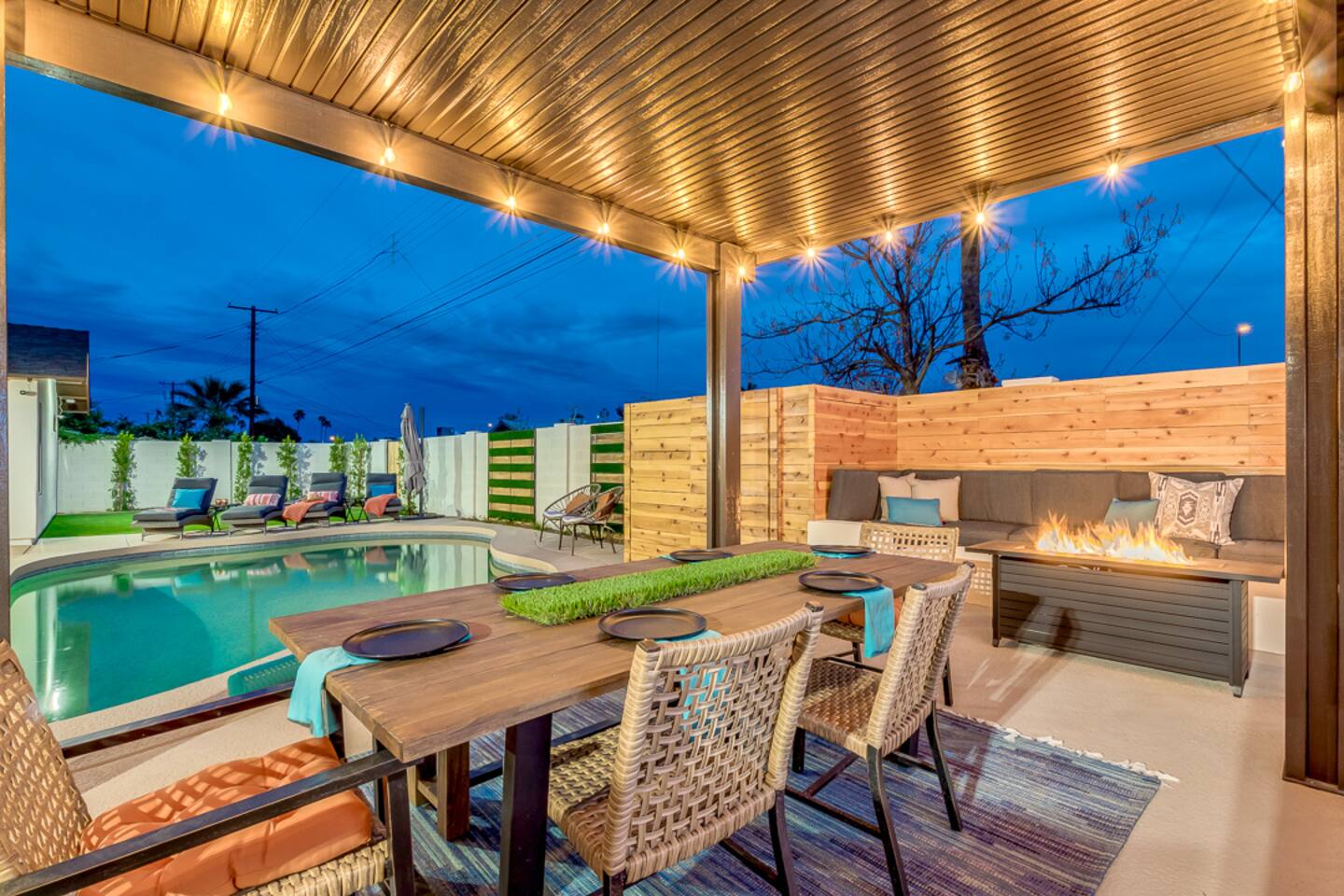 OldTown Luxury 5BR/5BA Heated Pool HotTub+Gameroom