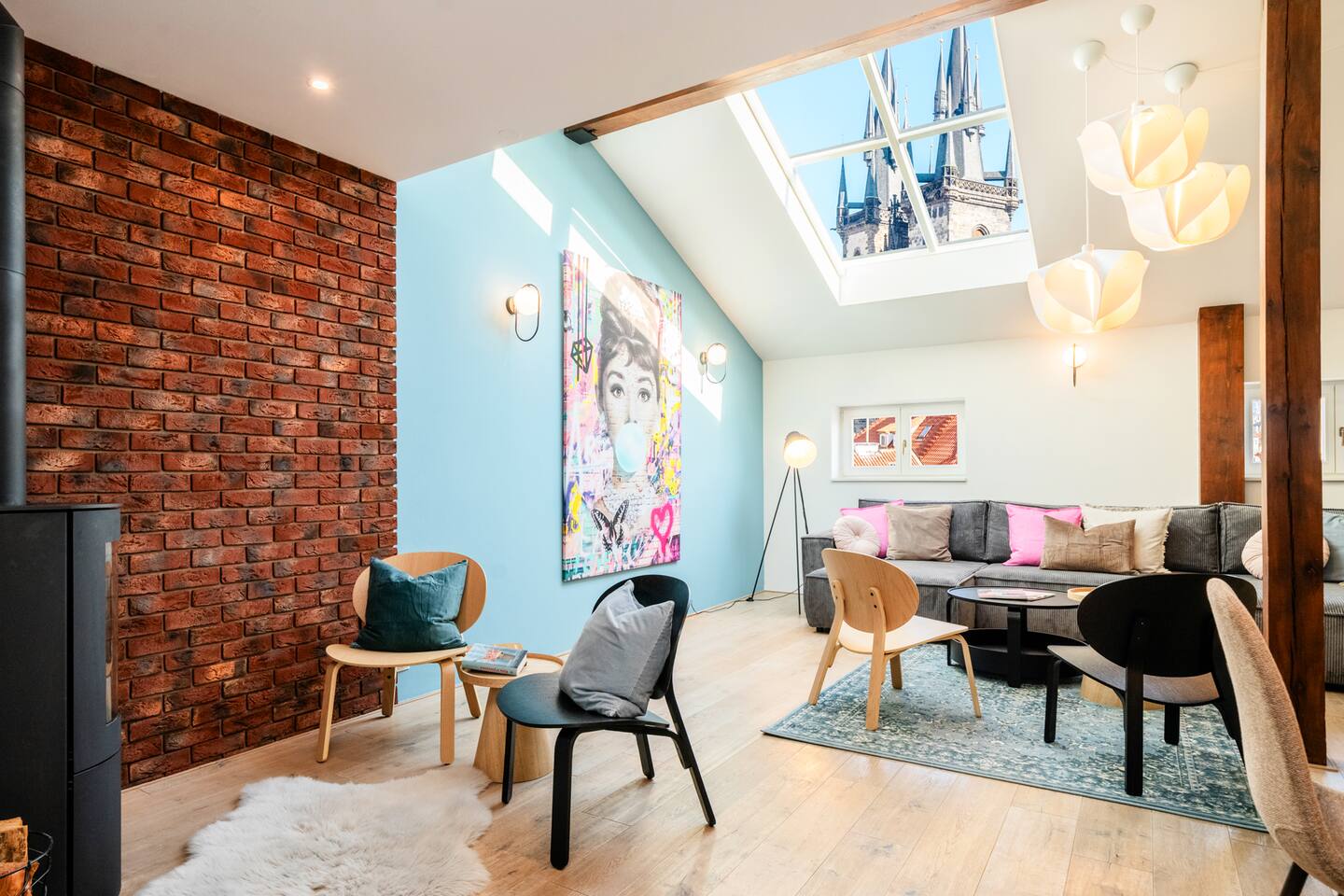 3BR 3,5bath Atelier Jacuzzi Fireplace OLD TOWN sq