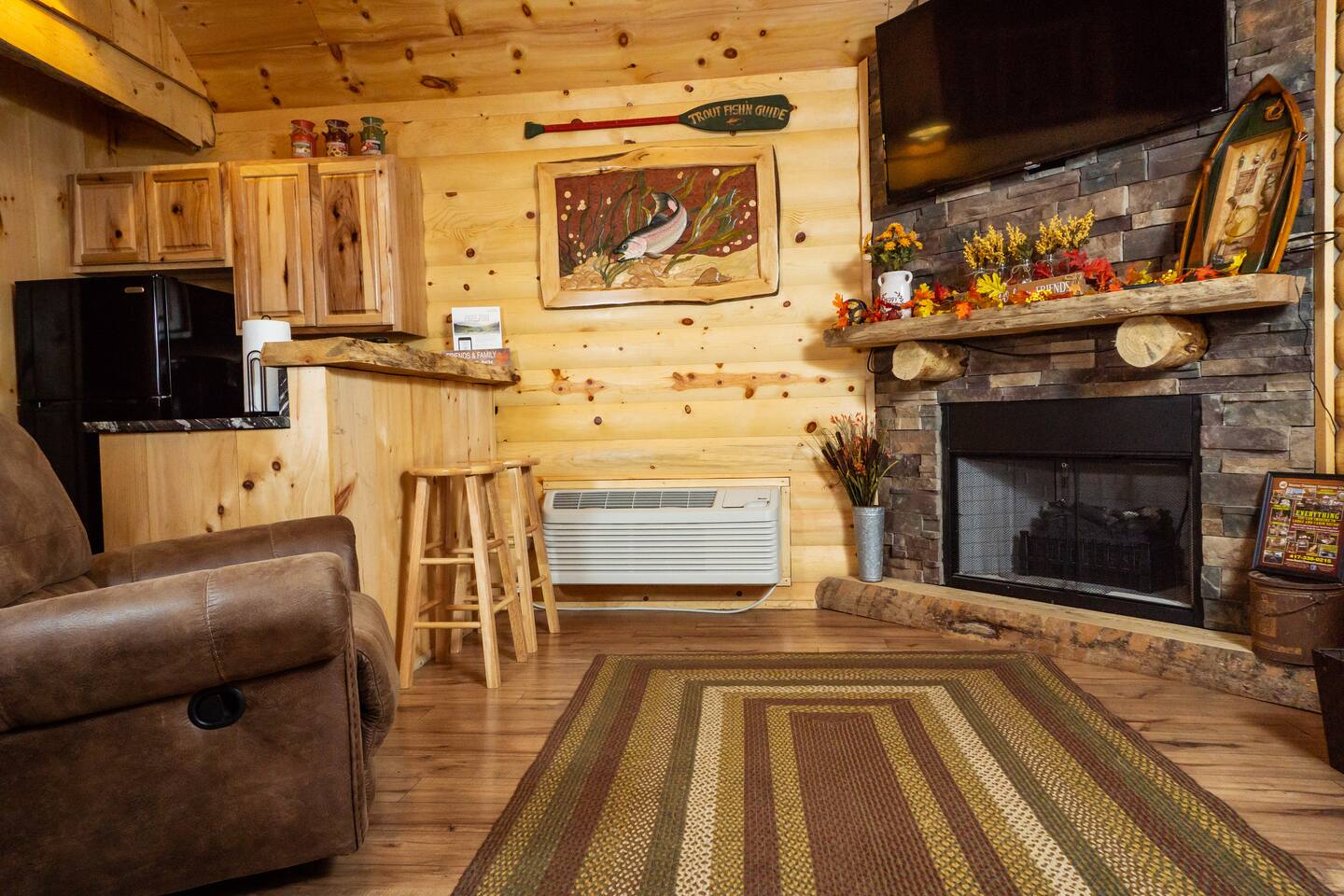 Fishing Cabin - Themed Décor