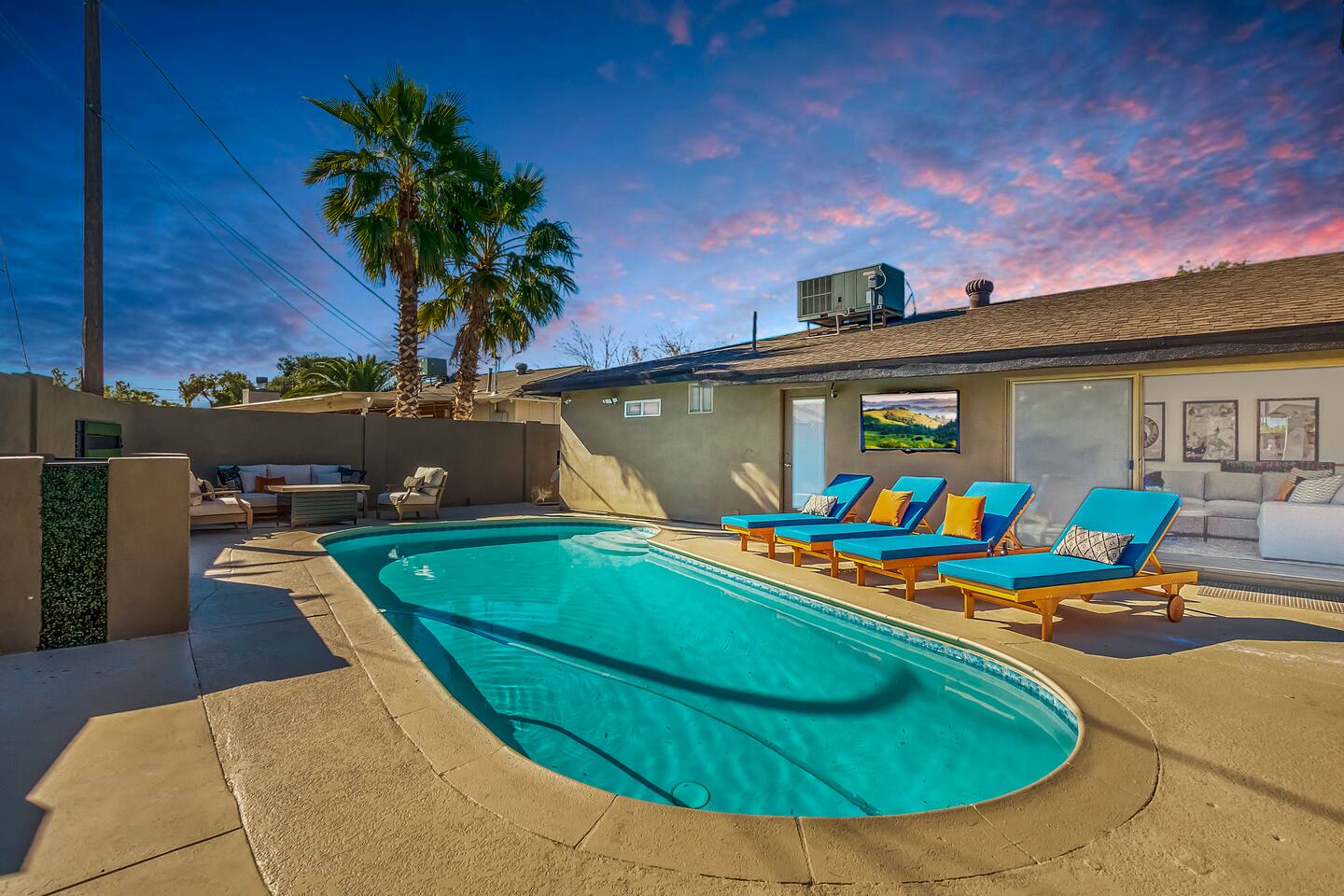 Pools & Spas detail