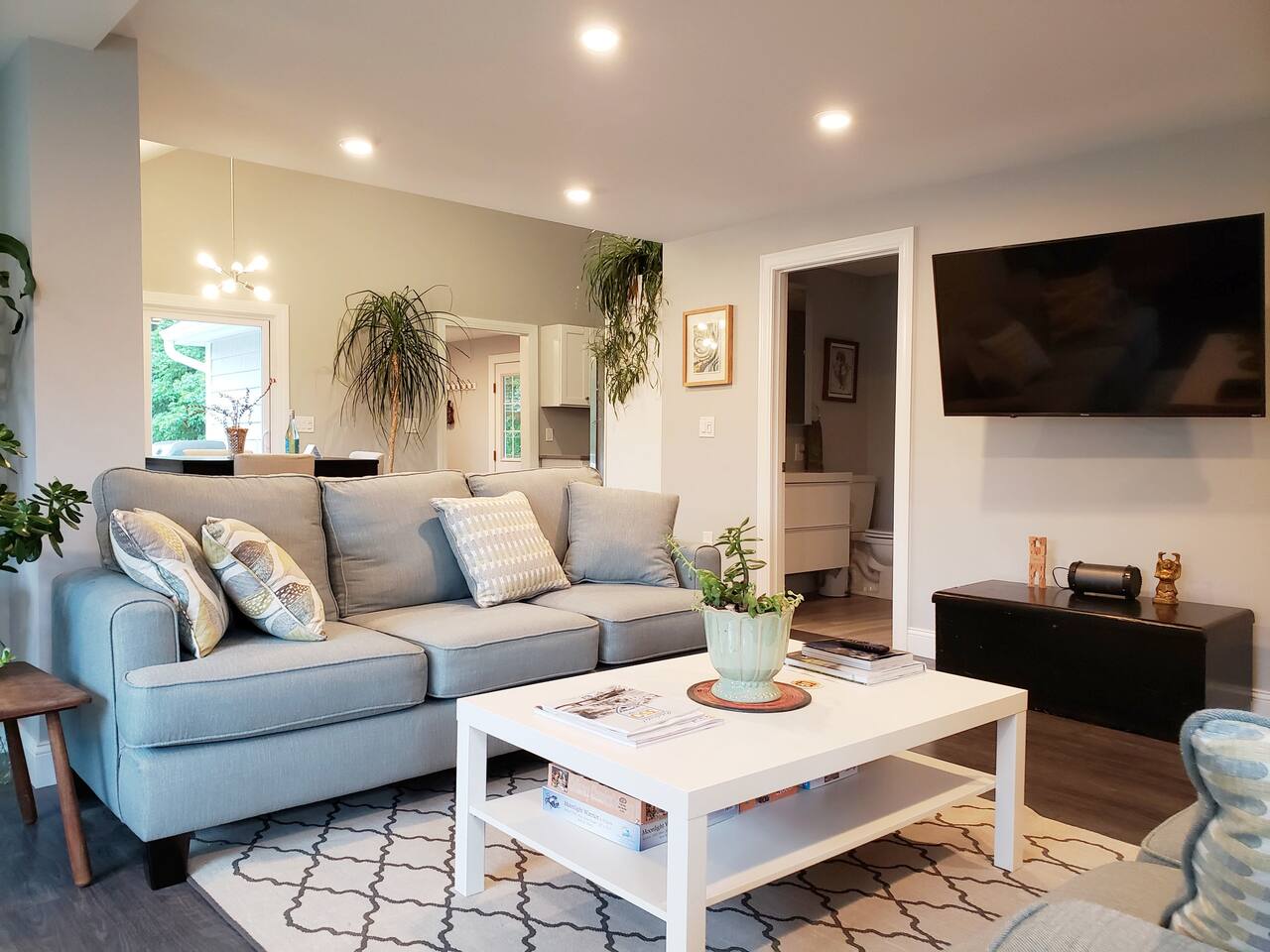 🧭 Newly Remodeled Home Near Westerly and Mystic