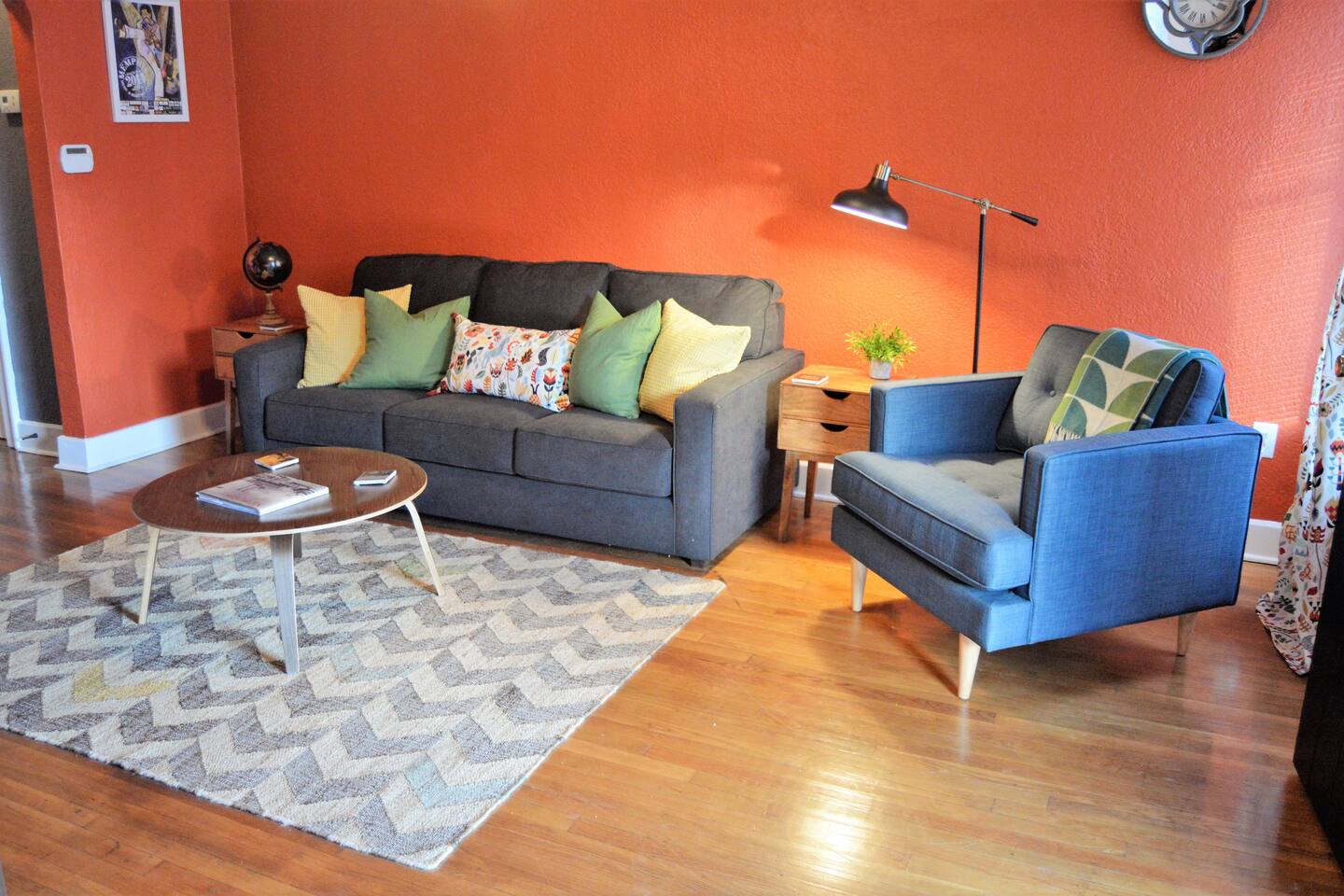 Vivid Expressions (Crosstown)