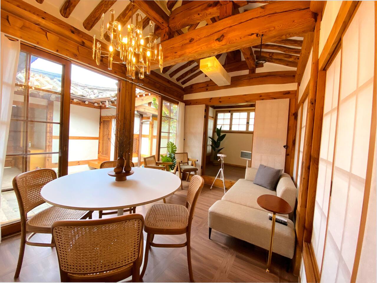 [NEW]Hanok JAE / 4BR·2Bath / 9min from Anguk STN