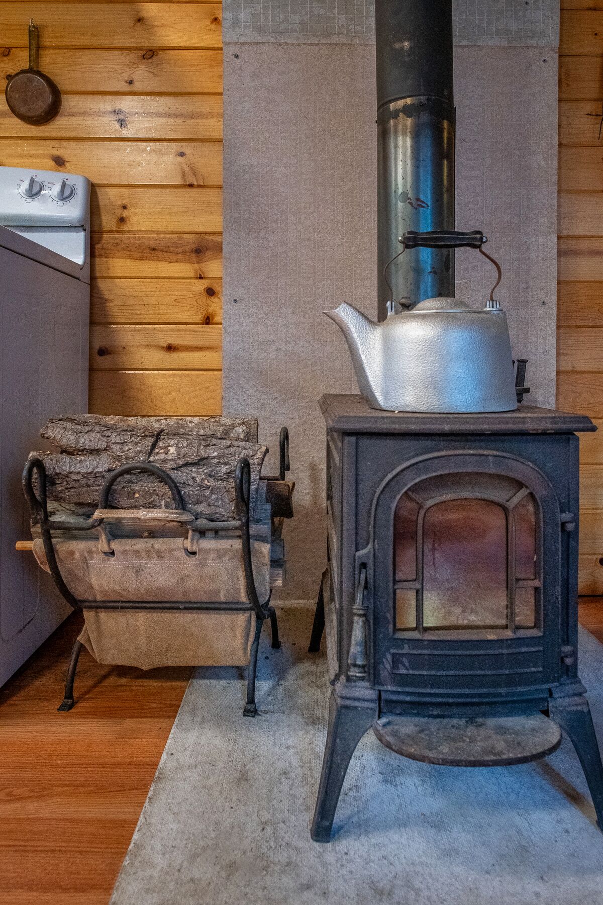 Wood stove (wood provided).