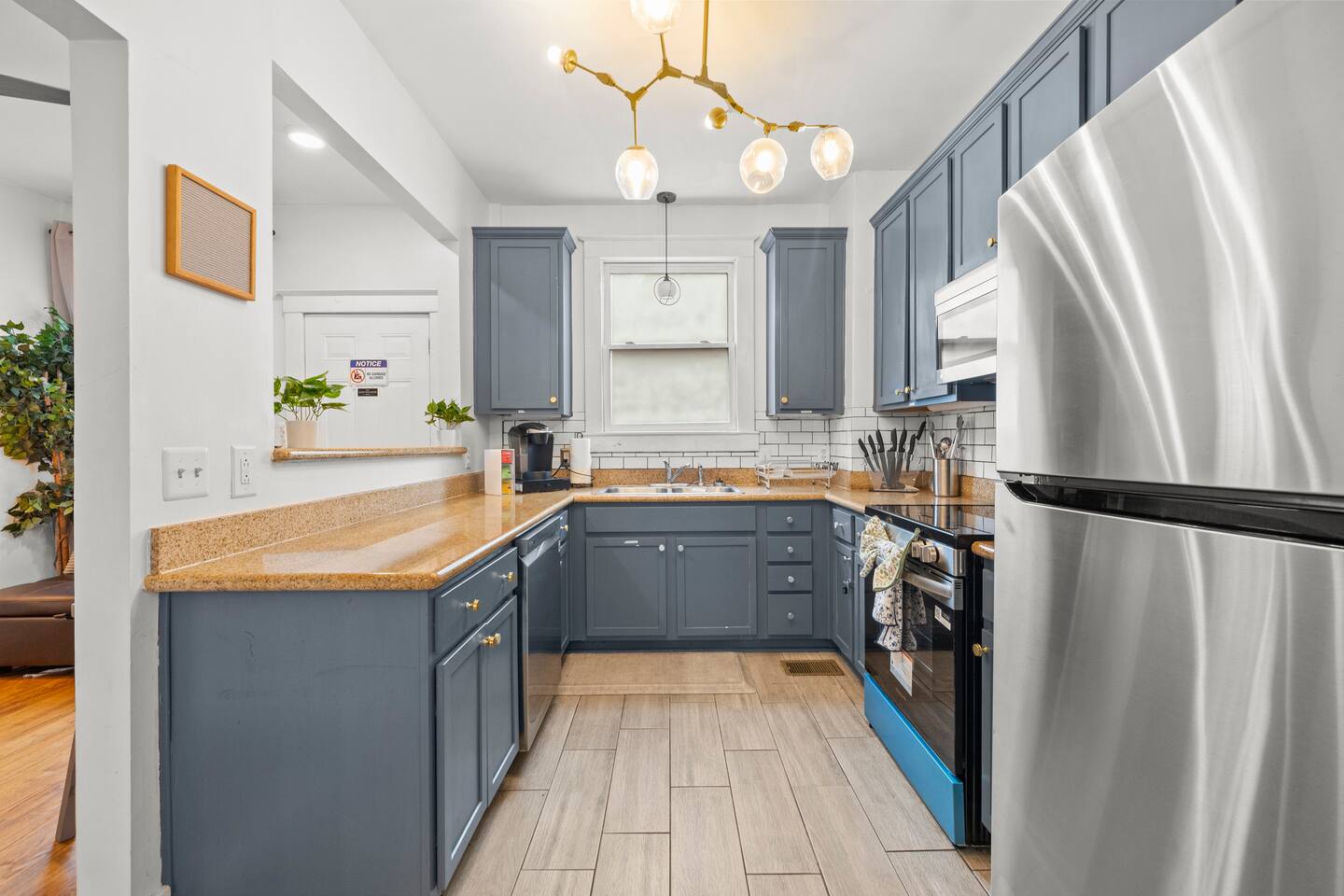 313 W 43rd - Whole Unit