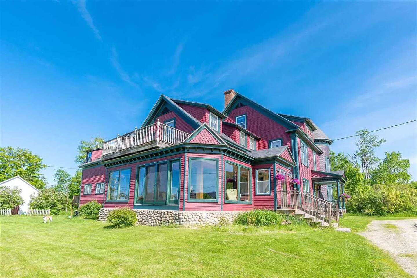 7BR Mountain Retreat | Historic & Scenic Escape