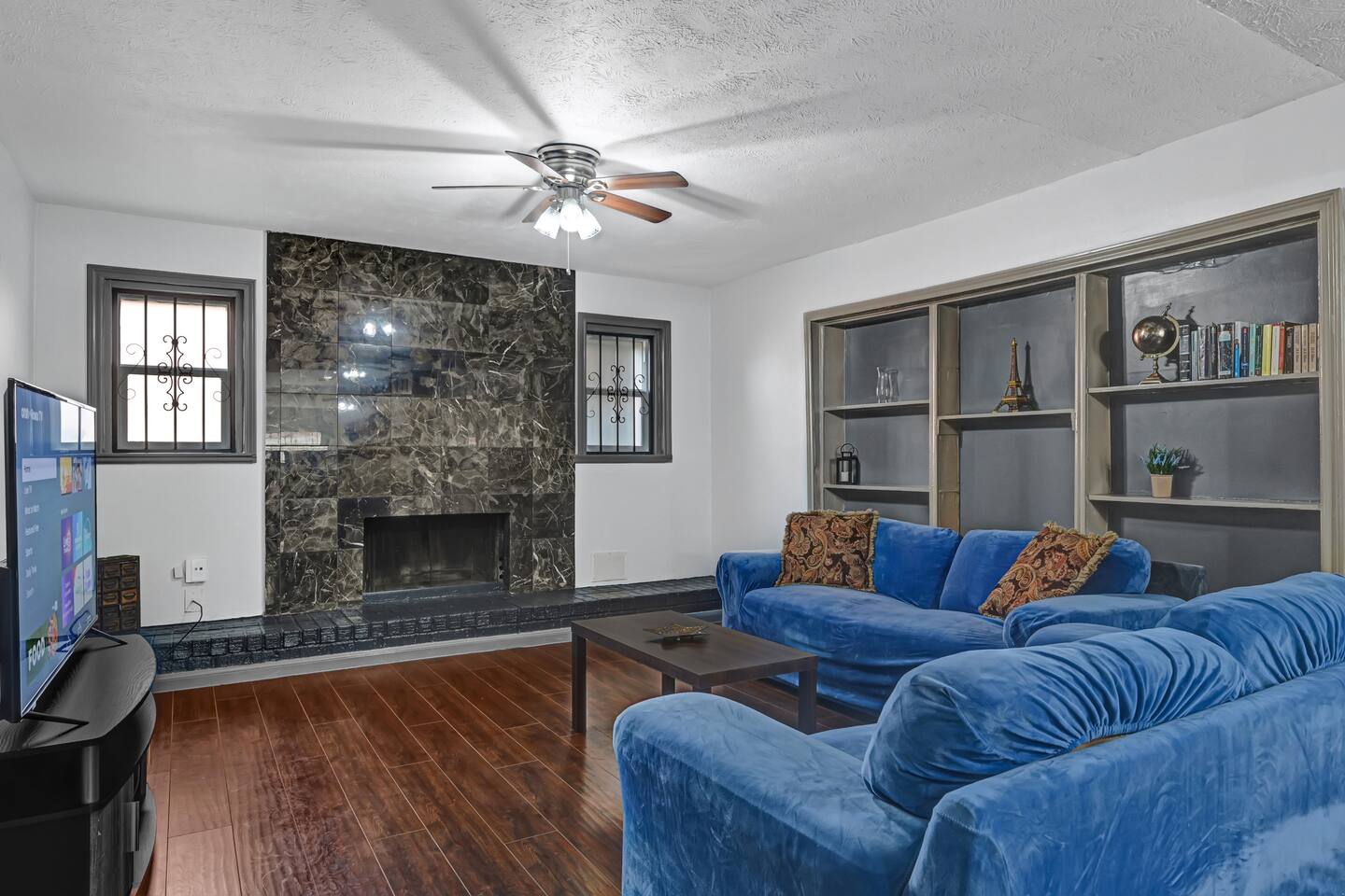 15min to IAH: 6BR, 500Mbps, Pets OK,30min Downtown