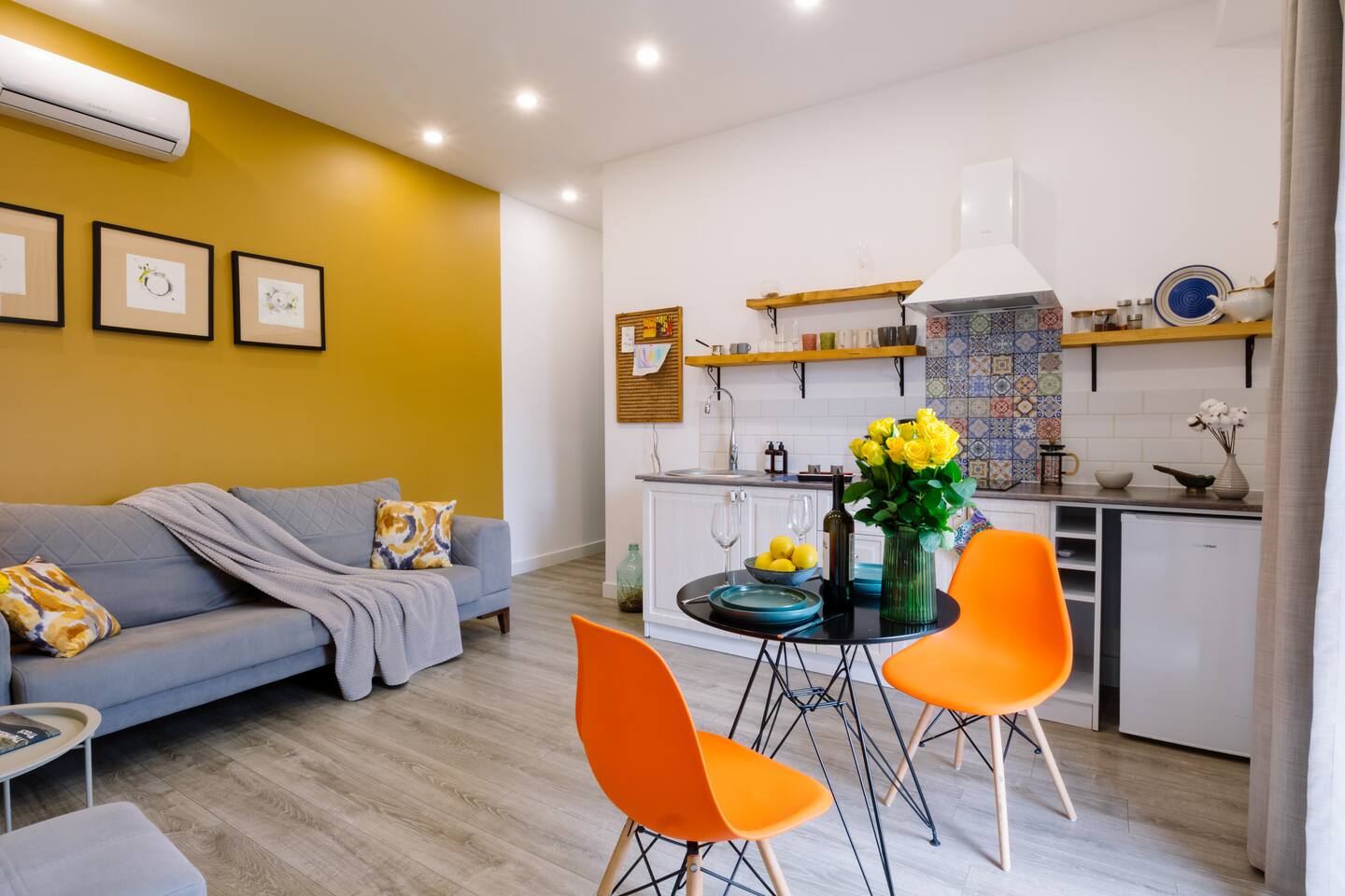 hotelise I Blue-Poppy Apartment