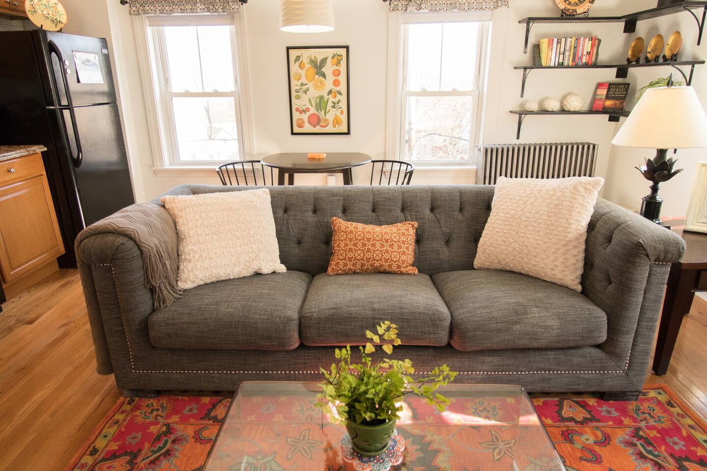 Self-check-in | Parking | Washer + dryer | Desk |3