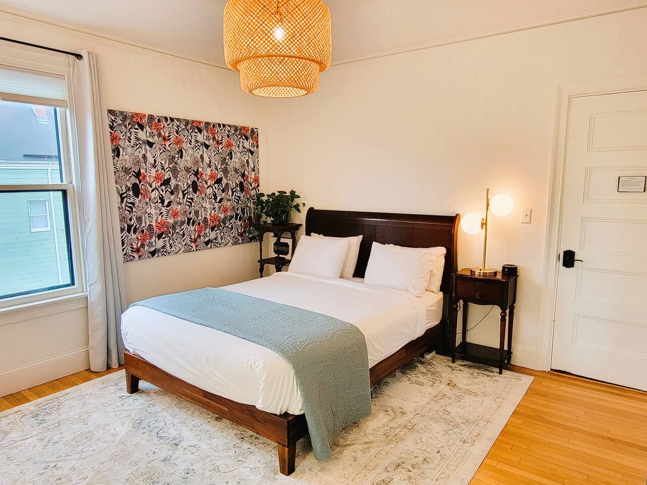 Skolfield Inn | Parking | Self-check-in | Garden 4