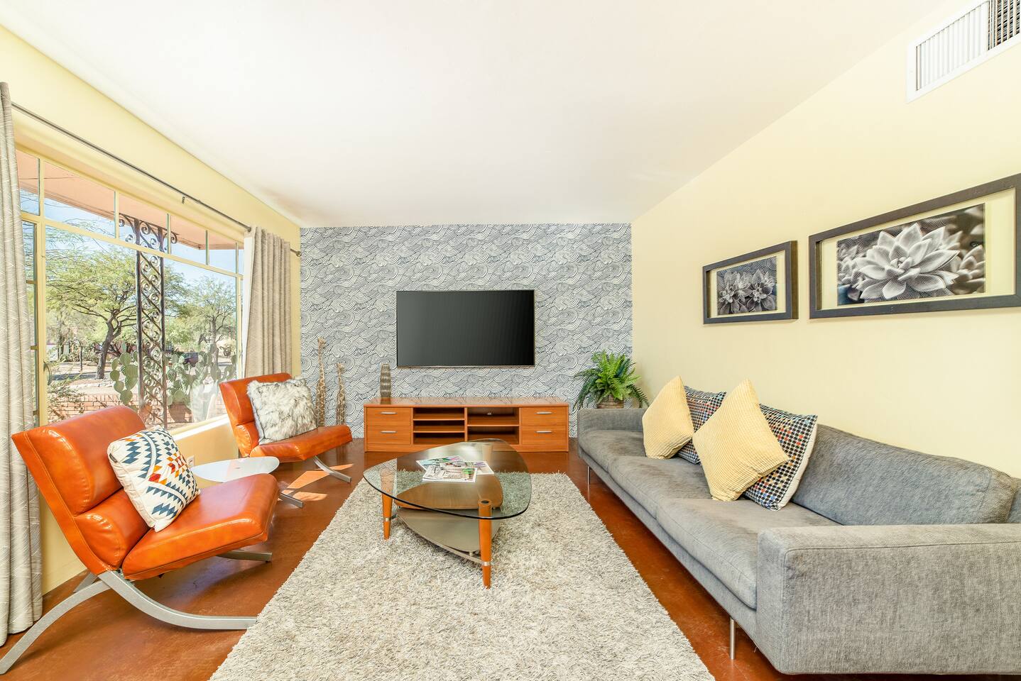 Mid-Century Modern Near University & Dining