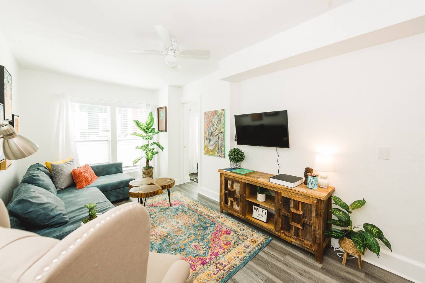 Fall Getaway A Cozy Artist Loft, Walkable & Artsy