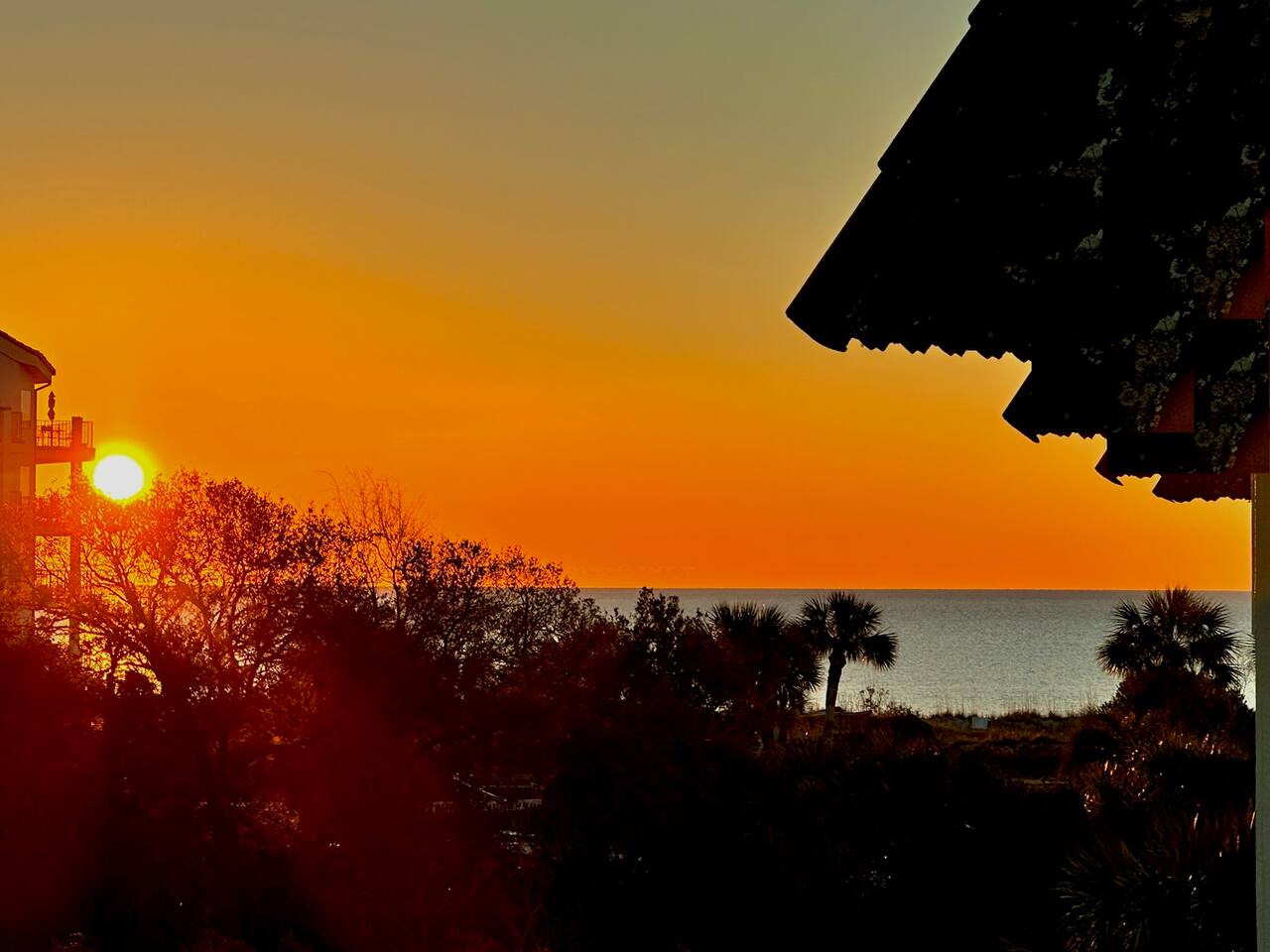 Ocean/Marsh View KING BED Beach Bar GYM Pickleball