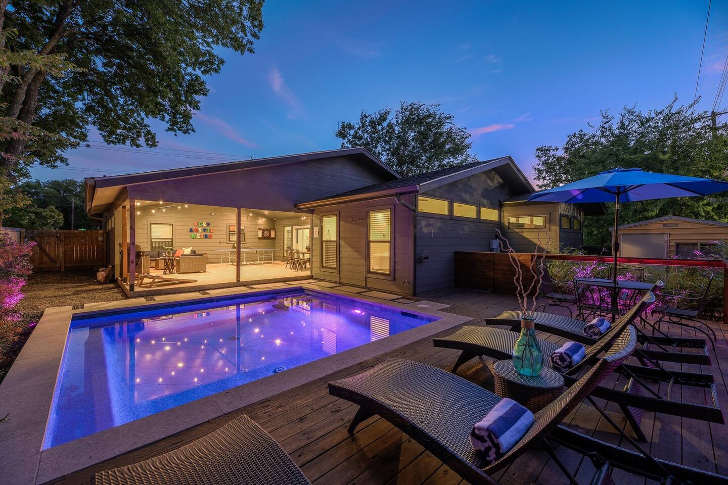 Huge Patio Game Room w/ Pool | 18 Beds | Downtown