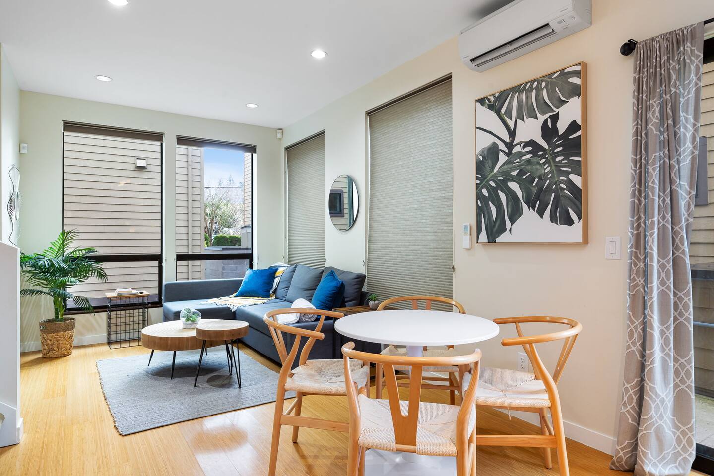 Modern 3BR | Walk to Lake, Light Rail & Dining