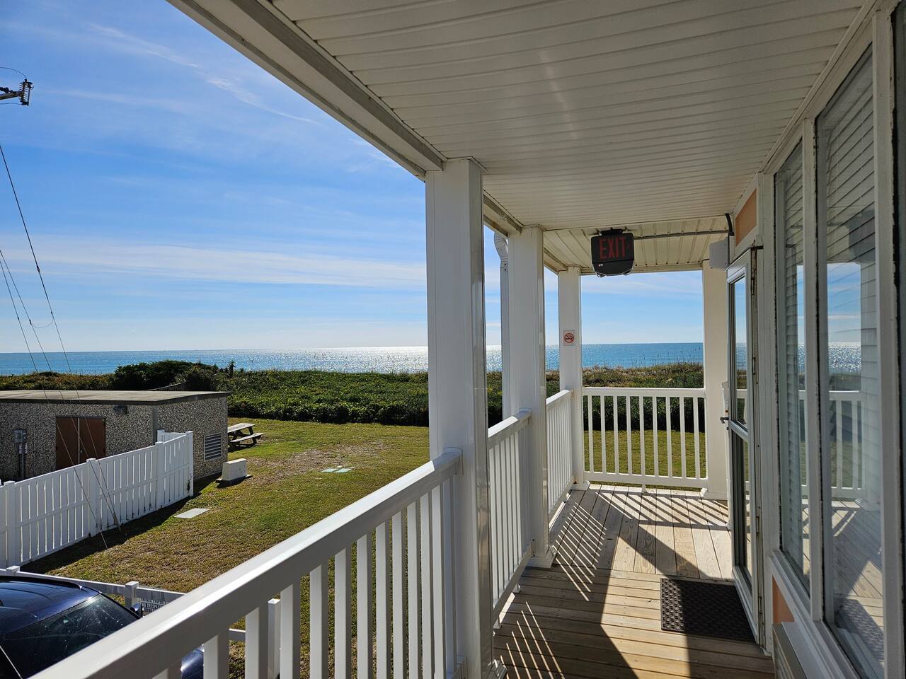 OS217 Ocean front, steps to beach, WD onsite, pool