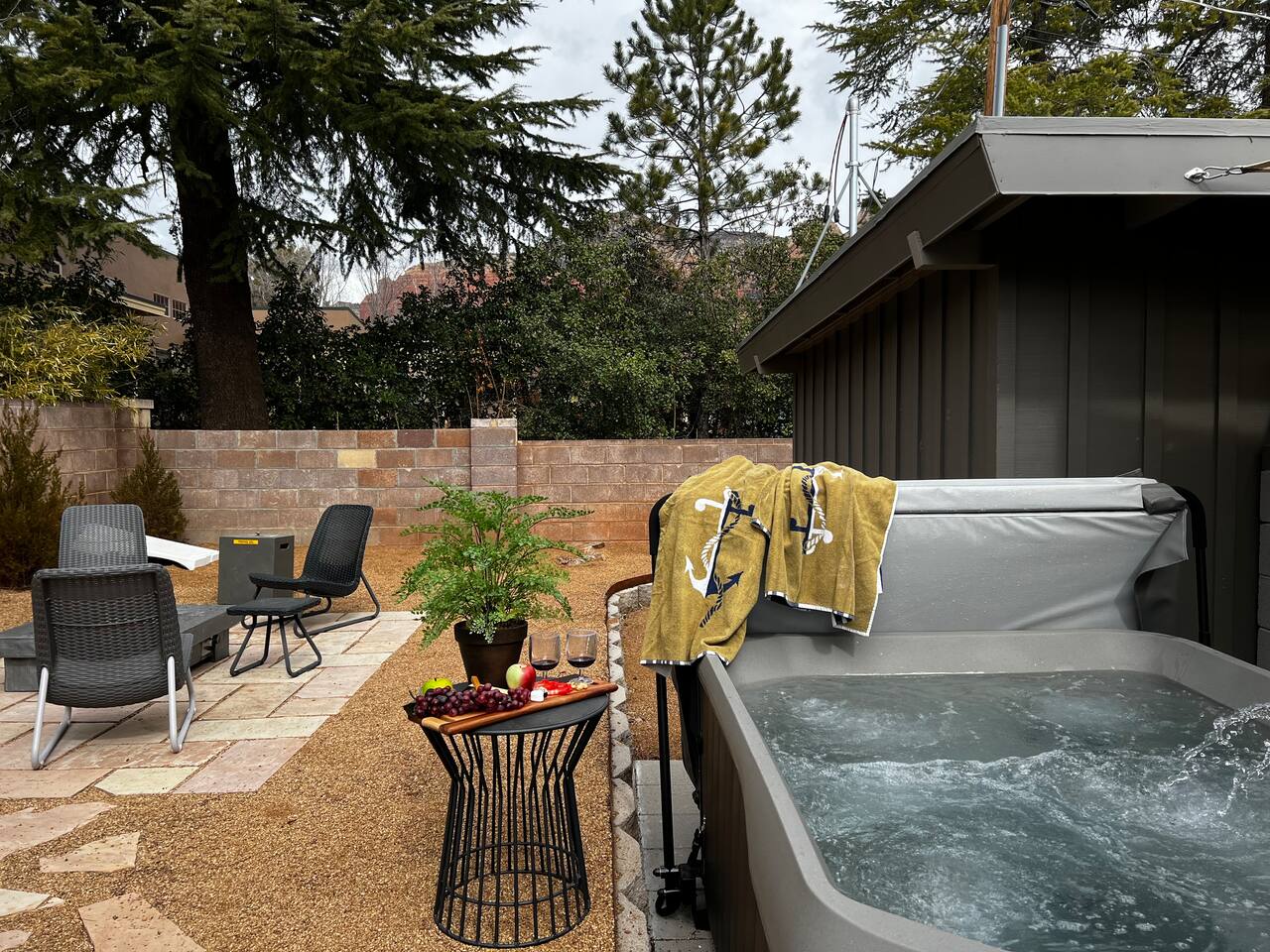 DreamCatcher-North- Walk to Uptown!