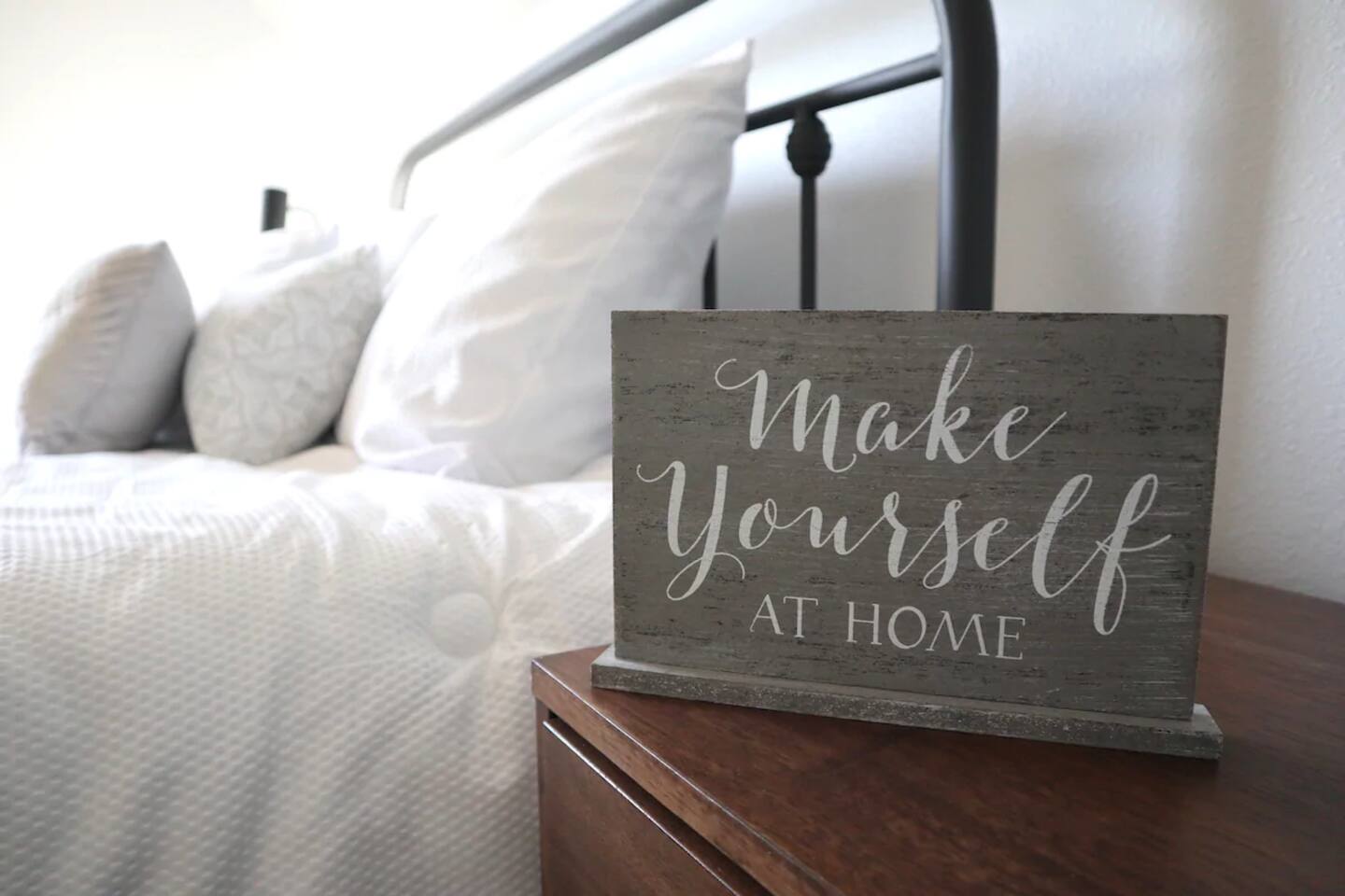 5⭐️ Adorable Home Next to So Much!