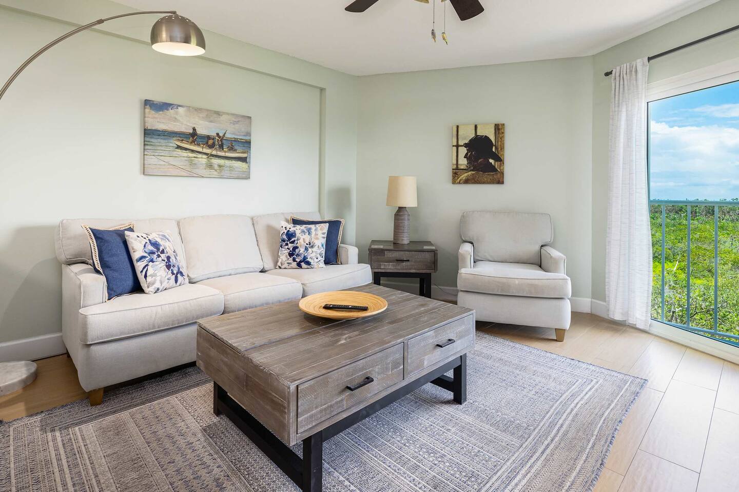 Relax by Keys Waters Ocean Pointe Suites 2209