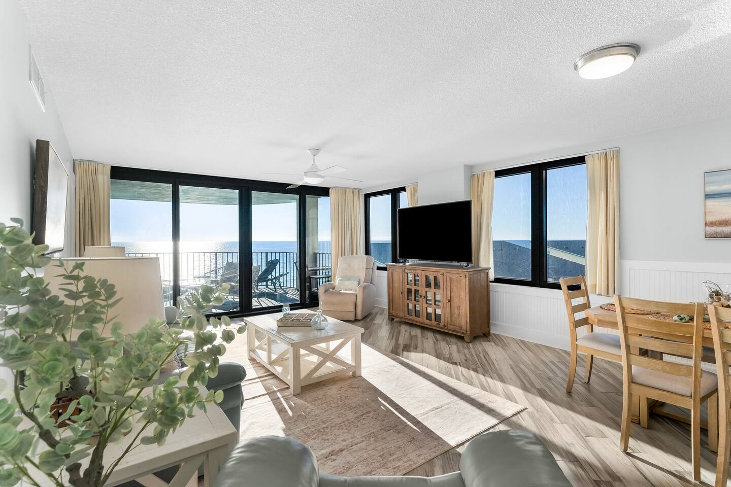 Family Retreat! GULF FRONT Spectacular Views