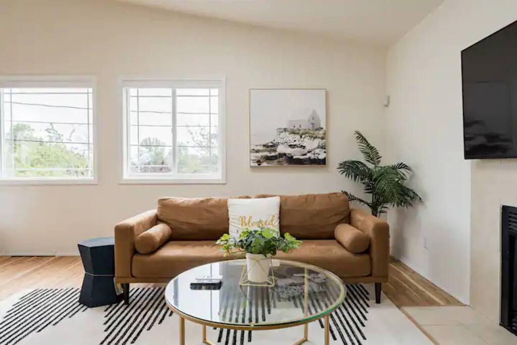Beacon Hill - 6 bed 3 bath - Modern house near DT & airport