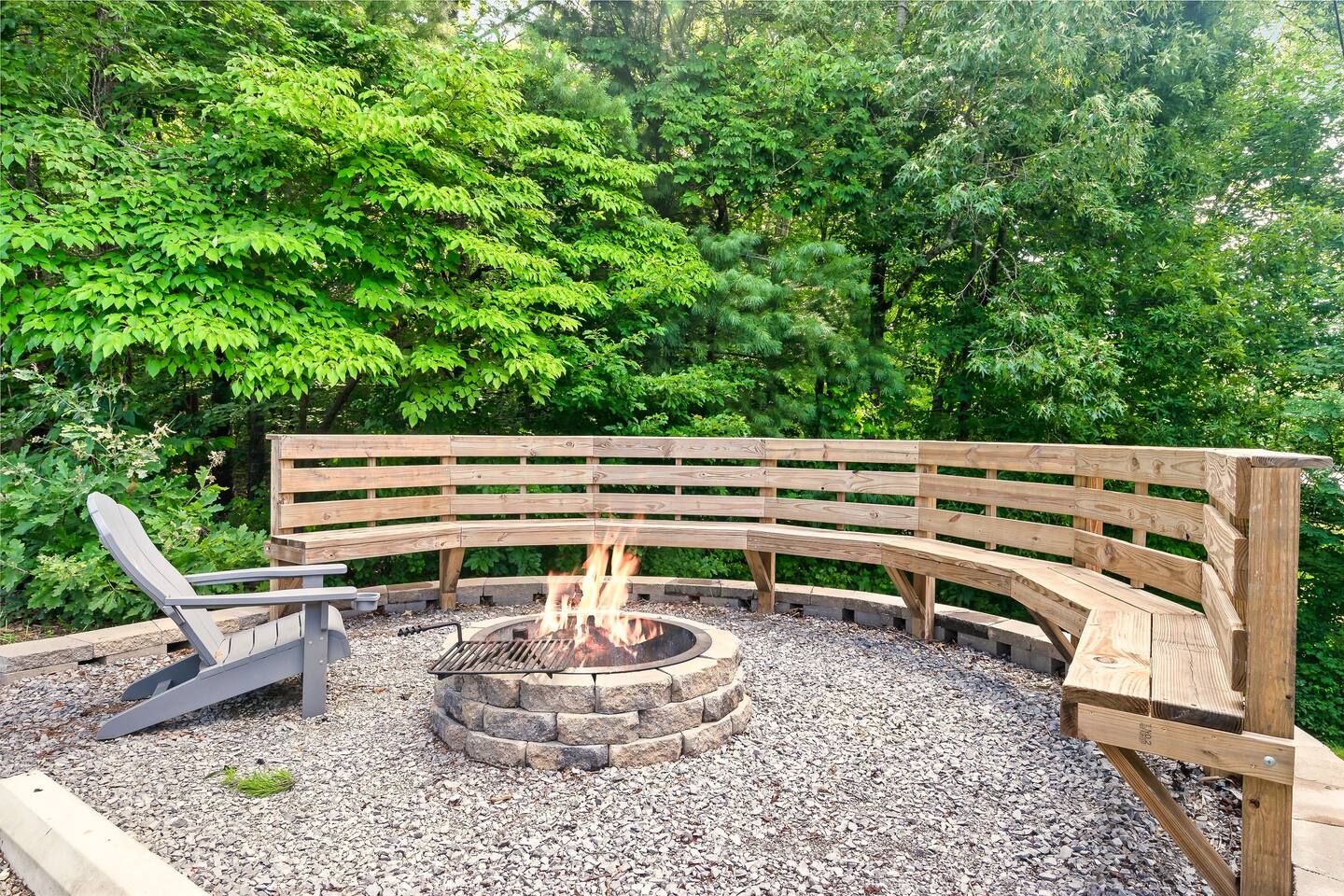 Family Fun Retreat! Game & Movie Room | Dollywood