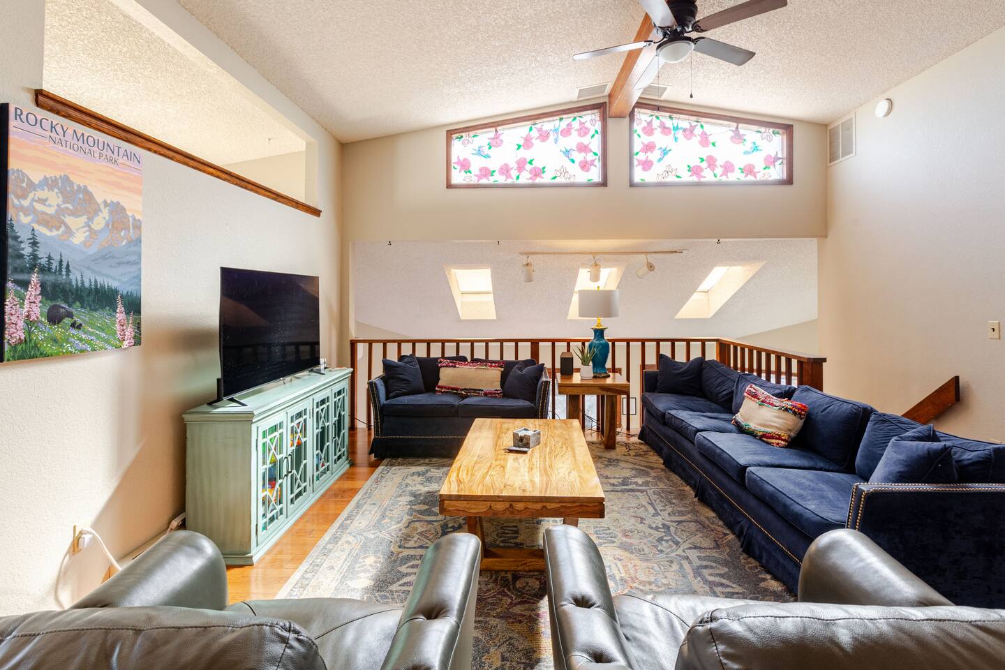 Unplug & Relax! Hot Tub Soaks, Glow Pong & Views