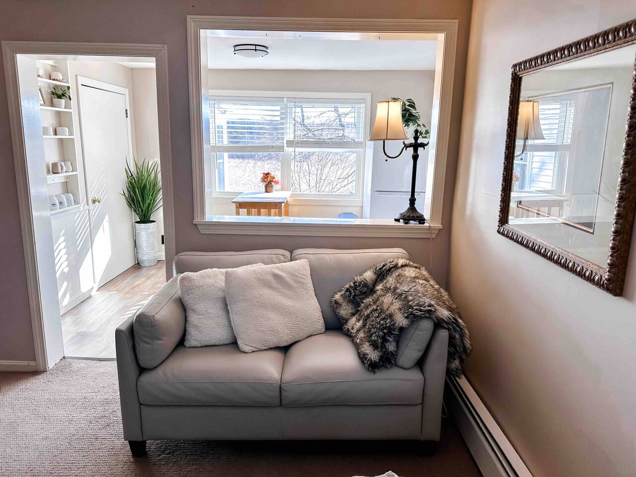 Downtown Derry, Studio Apartment