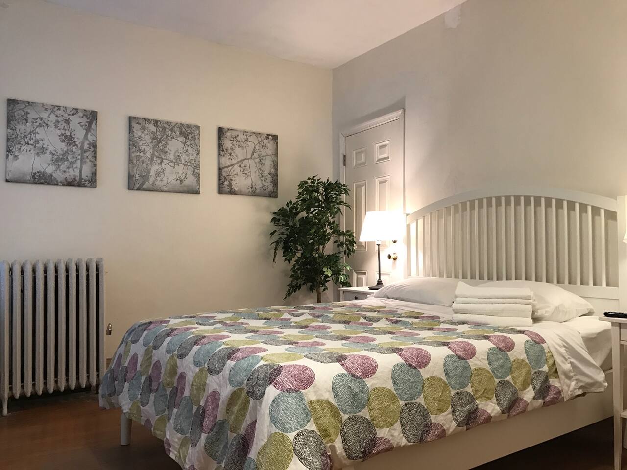 Entire Large Studio 5-min Away from Johns Hopkins